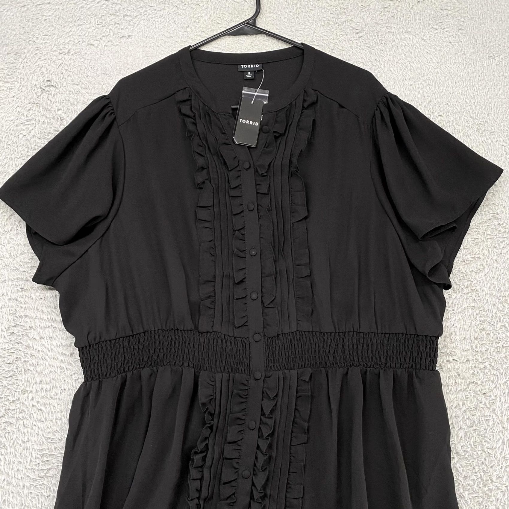 Torrid Torrid Ruffle Tunic Top Womens 3X Black Button Front Flutter Sleeve Size XXL / US 16-18 / IT 52-54 - 3 Thumbnail