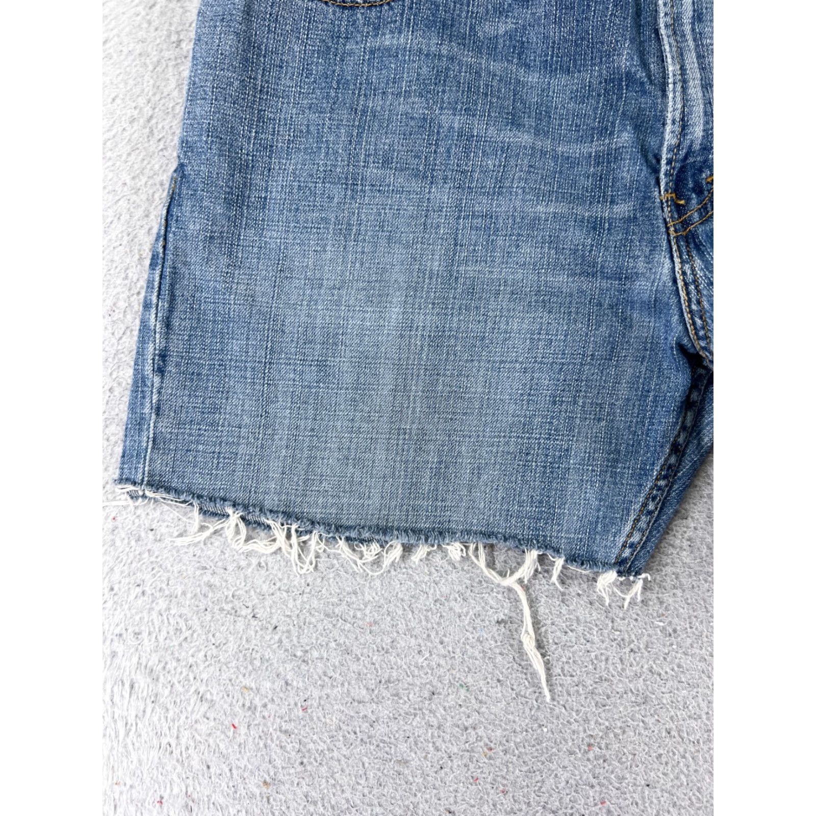 Levi's VINTAGE Levis Shorts Womens 33 Blue Denim Jean 527 Cutoff Mid Rise 100% Cotton 30x5 Size 24" / US 00 / IT 34 - 3 Thumbnail