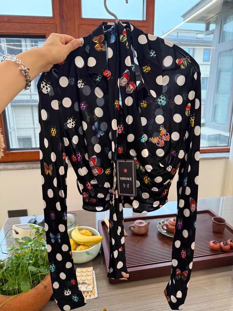 Versace Versace Polka dot butterfly shirt Size S / US 4 / IT 40 - 1 Thumbnail