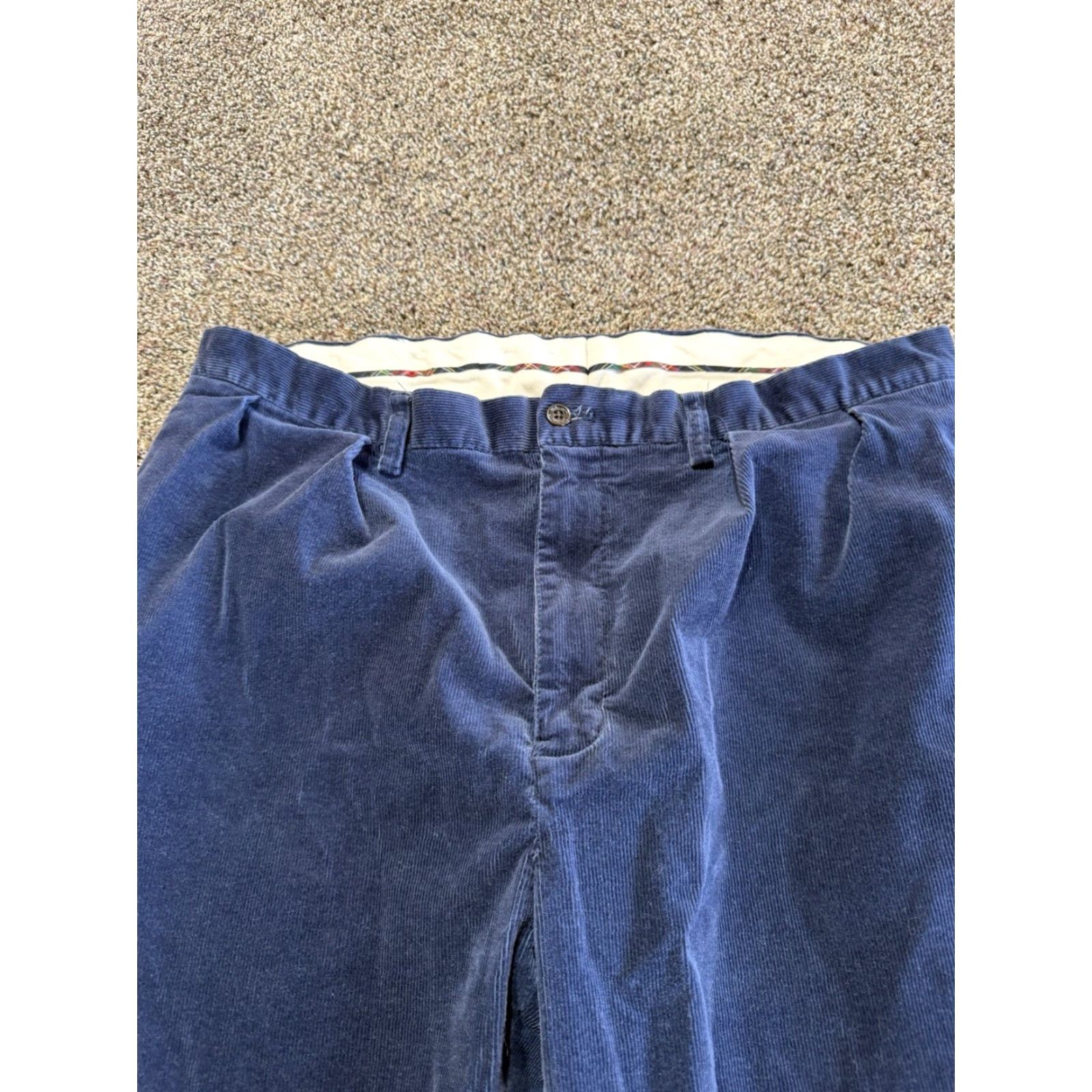 Ralph Lauren VINTAGE Ralph Lauren Polo Golf Pants Mens 38X32 Blue Corduroy Fairway Pleated Polo Pants Mens 38 Blue Corduroy Golf Pants Vintage Mens Size US M / EU 48-50 / 2 - 2 Thumbnail