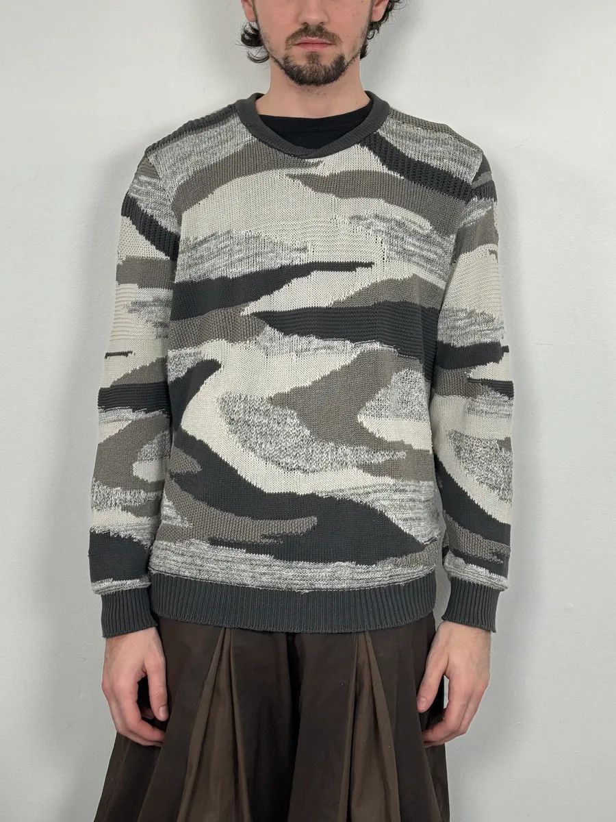 Emporio Armani 2010s Emporio Armani Camo Military Sweater Size US S / EU 44-46 / 1 - 2 Thumbnail
