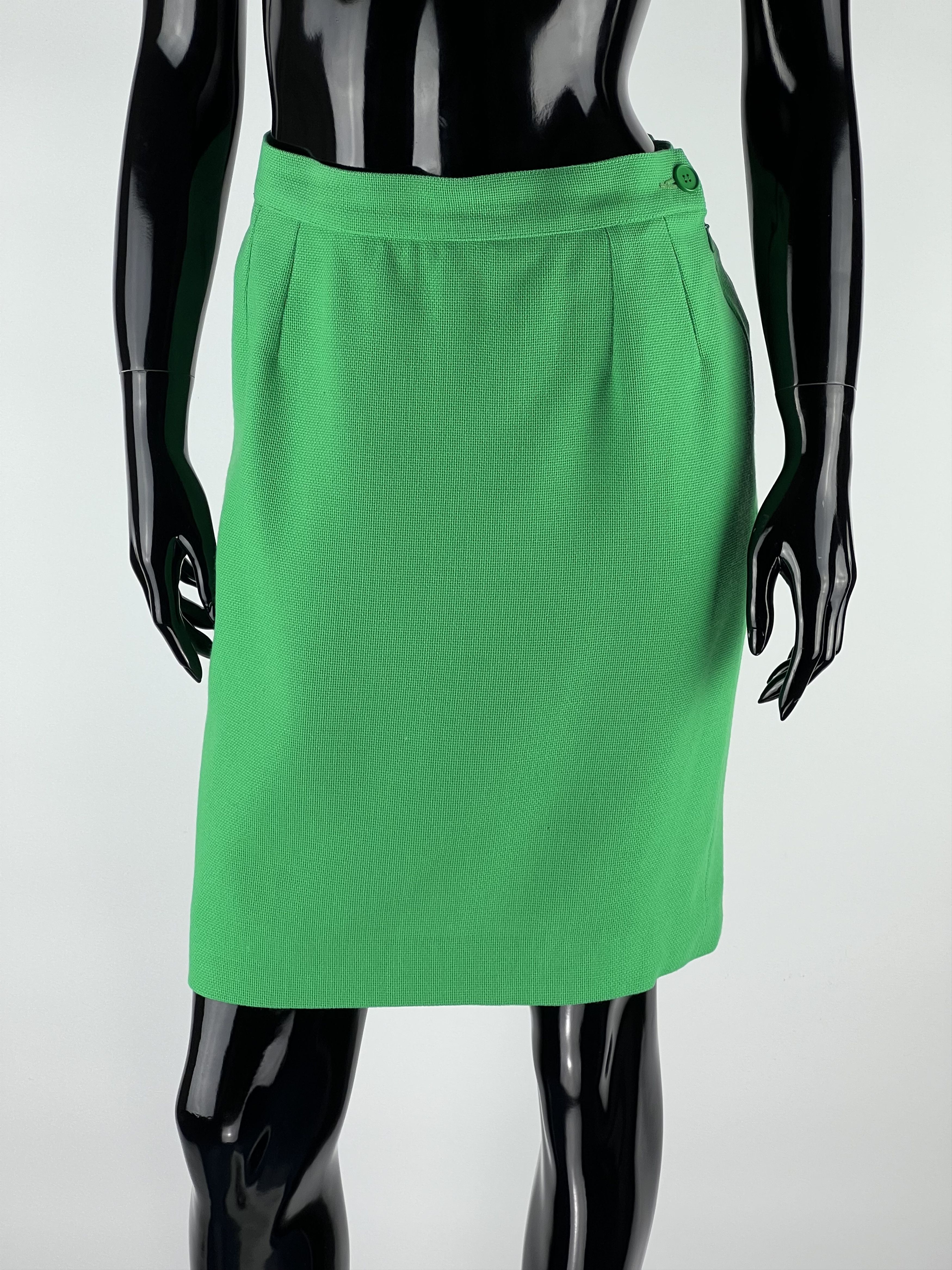 Yves Saint Laurent Wool Skirt Green Size US 6 F 38