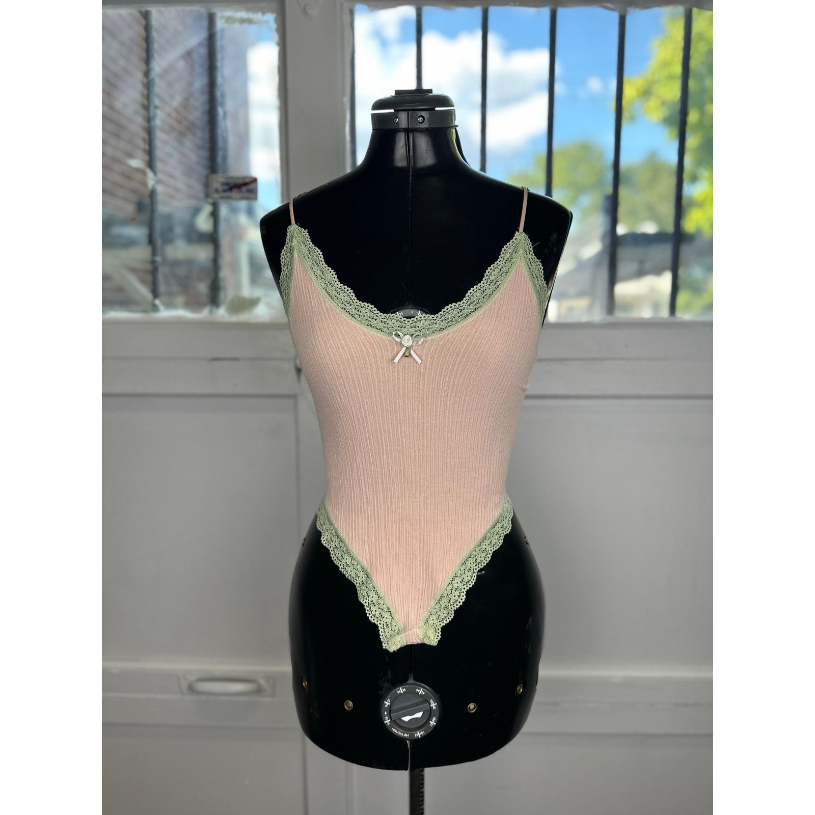 Urban Outfitters Urban Outfitters Out From Under Pink Ribbed Bodysuit Size XS Size XS / US 0-2 / IT 36-38 - 2 Thumbnail