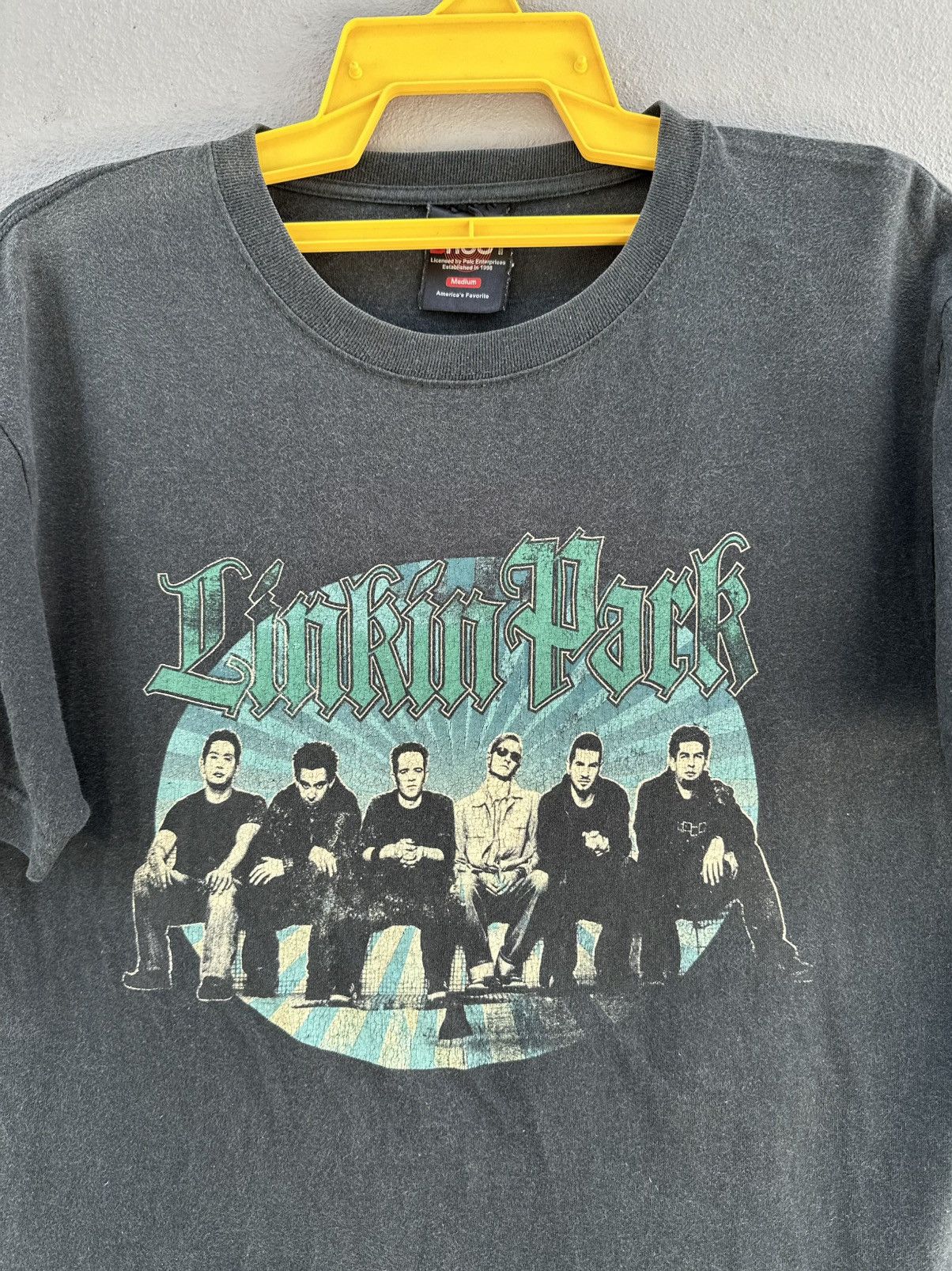 Band Tees Thrashed Vintage Linkin Park Promo Faded Grunge Tee Size US M / EU 48-50 / 2 - 2 Thumbnail