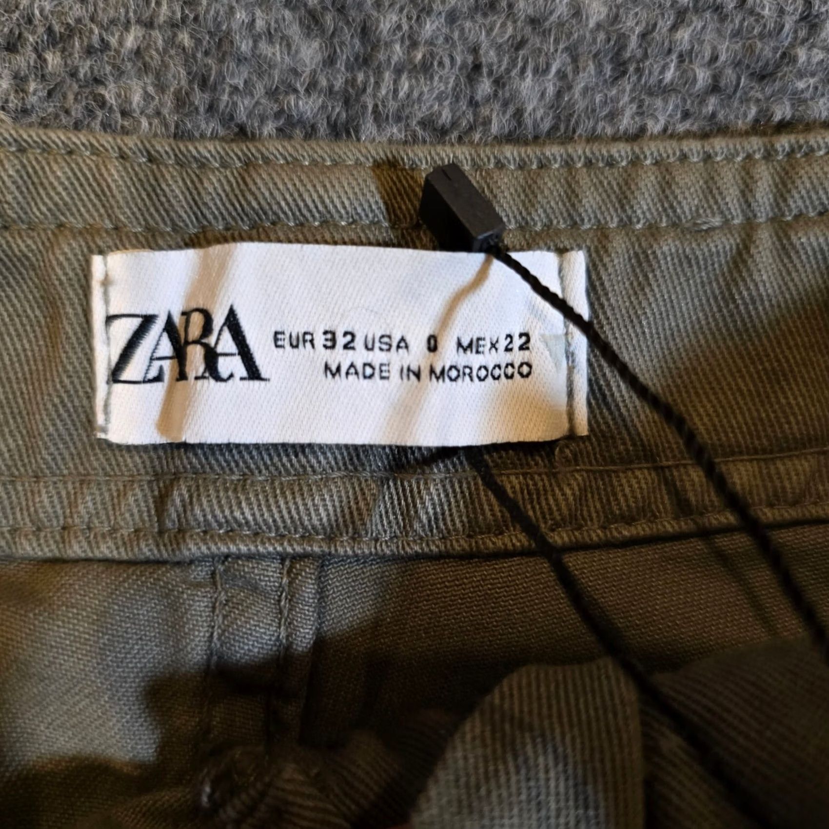 Zara Zara Pants Womens Size 0 Green Cargo Wide Leg Army Denim Casual Minimalist Basic Size 25" / US 0 / IT 36 - 5 Thumbnail