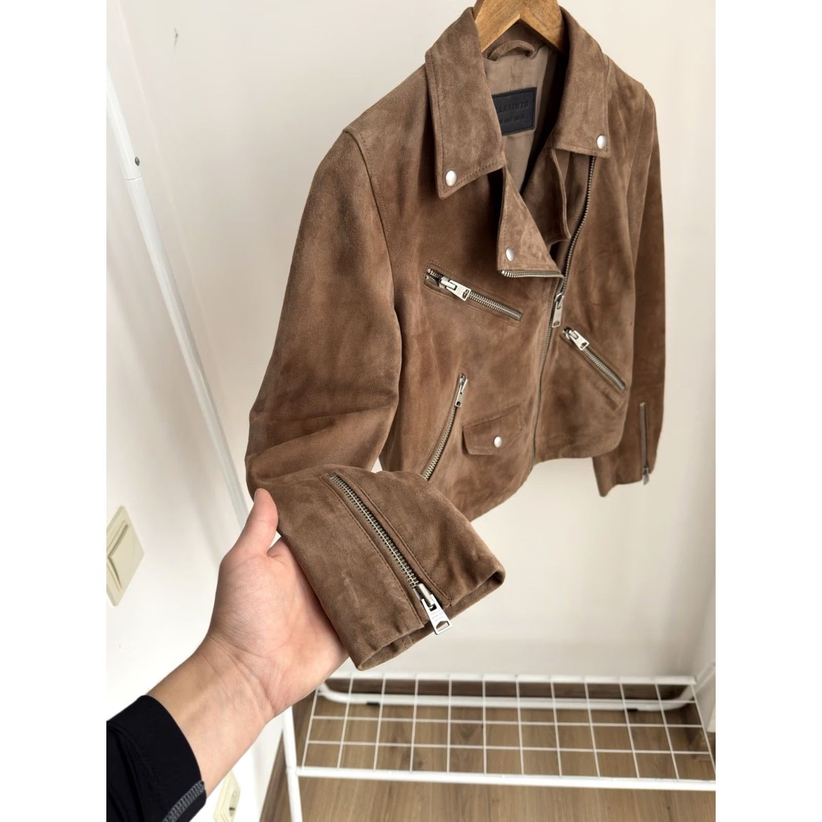 Allsaints VINTAGE AllSaints Powder Brown Suede Balfern Biker Jacket Women’s Size UK 10 US 6 EU 38 M Brown 80s 90s Vintage Streetwear Womens Balfern Biker Jacket Size M / US 6-8 / IT 42-44 - 4 Thumbnail
