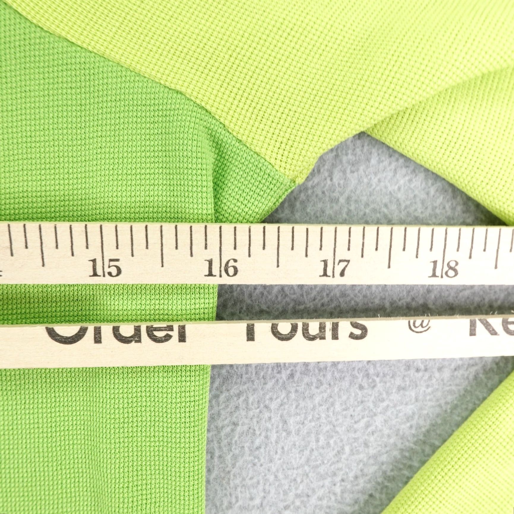 Patagonia Patagonia Shirt Women Small Green Capilene 2 Midweight Baselayer Top Shirt Women Small Green Capilene 2 Midweight Baselayer Performance Top Size S / US 4 / IT 40 - 6 Thumbnail