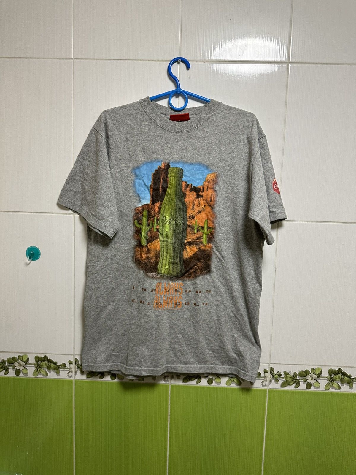Coca Cola Vintage * LAS VEGAS - Cactus Bottle * 1998 Faded Coca-Cola Size US L / EU 52-54 / 3 - 1 Thumbnail