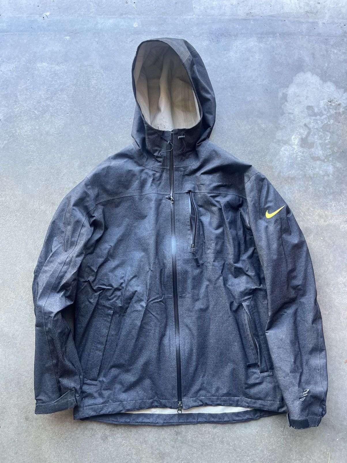 Nike Nike Rain Coat Size US L / EU 52-54 / 3 - 1 Preview