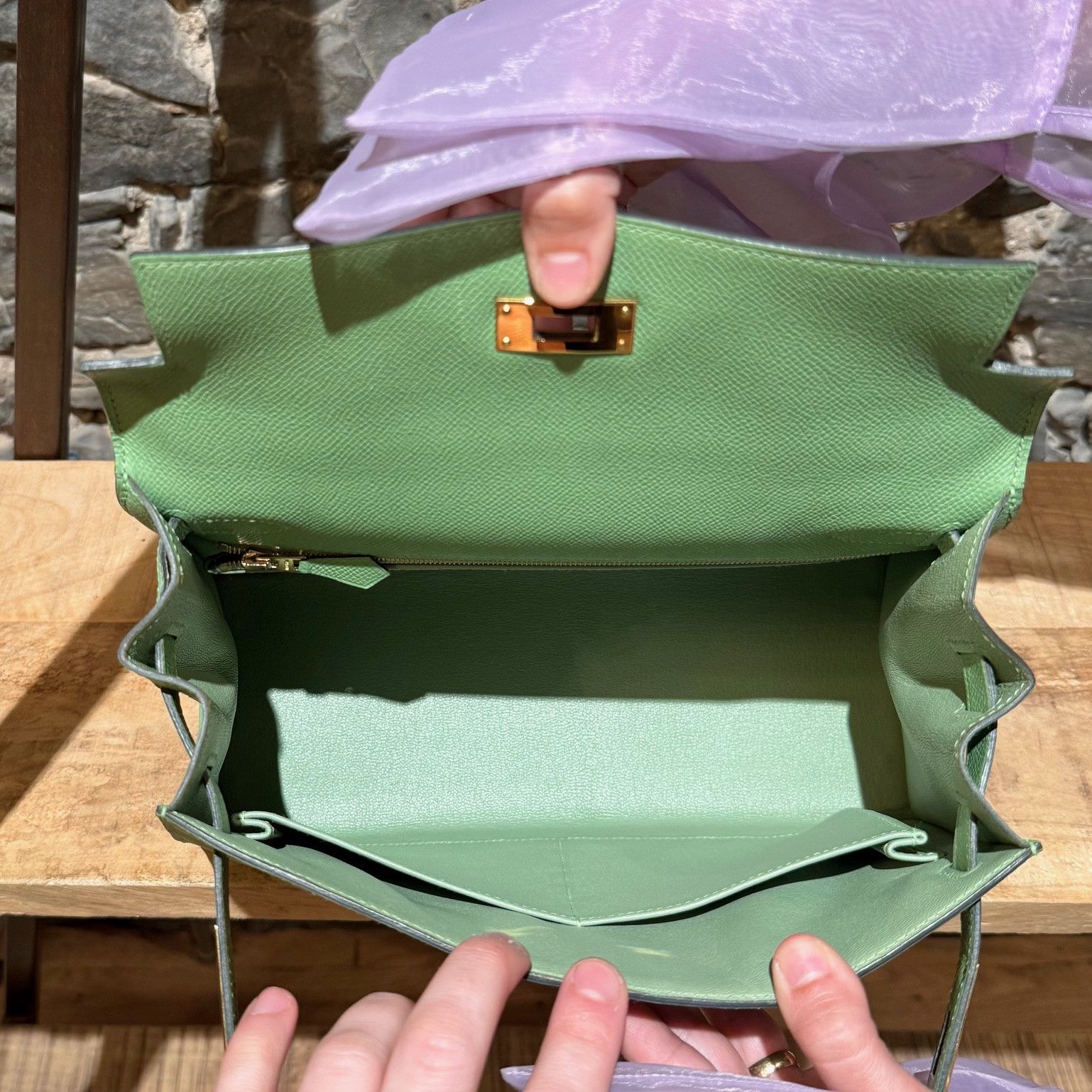 Hermes Hermès 2021 Criquet Green Epsom Kelly II Sellier 28 GHW Bag Size ONE SIZE - 8 Thumbnail