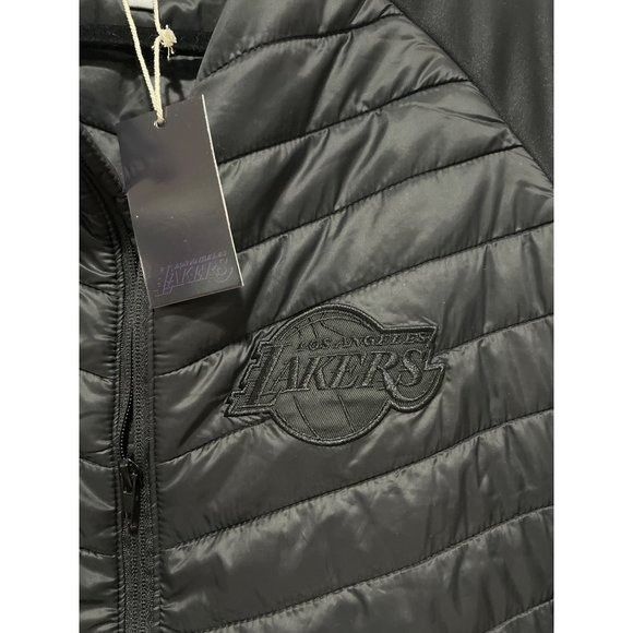 Other Los Angeles Lakers Blackout‎ Hybrid Mens Jacket NWT - Size M Size US M / EU 48-50 / 2 - 3 Thumbnail