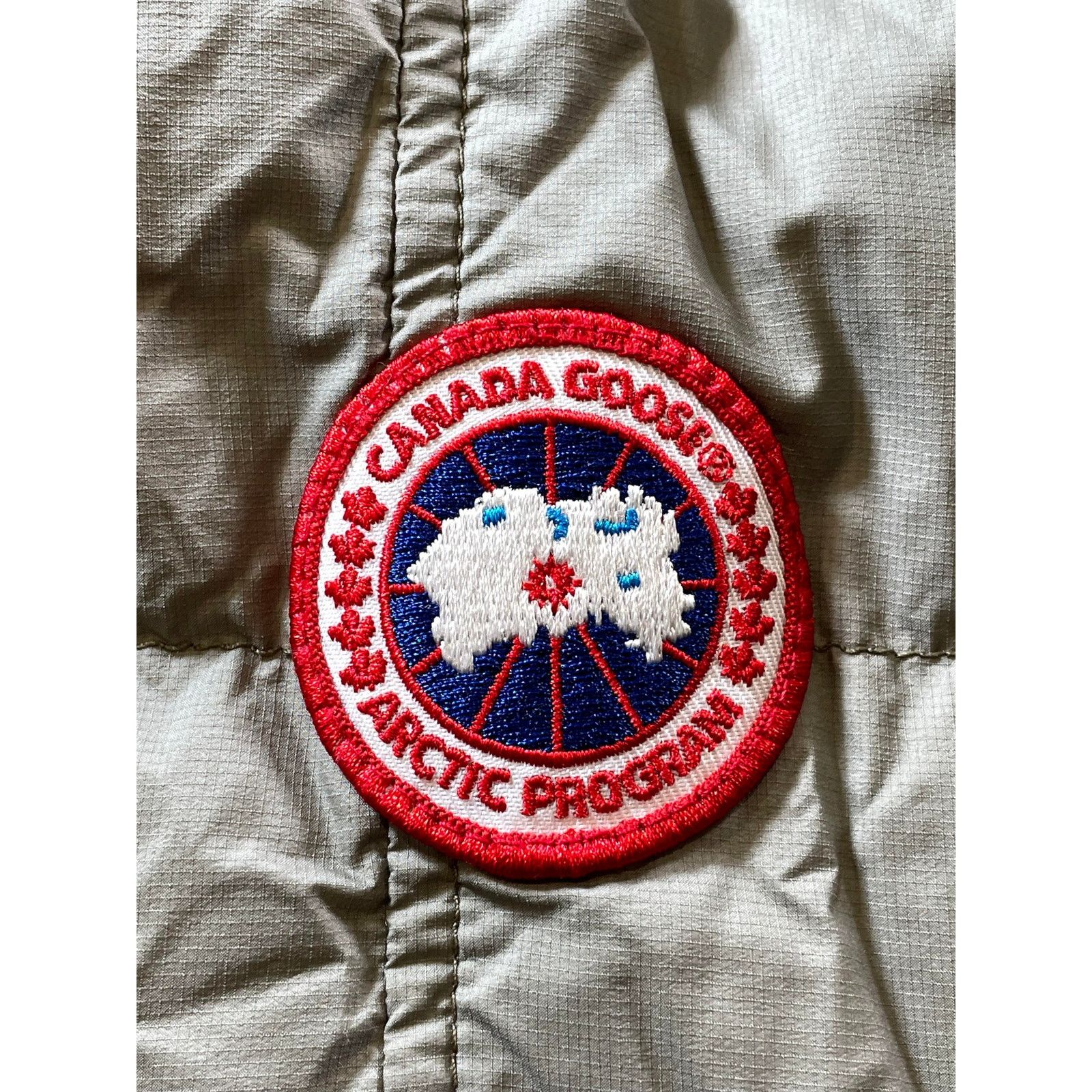 Canada Goose Canada Goose Olive Capri Puffer Jacket Size US L / EU 52-54 / 3 - 5 Thumbnail