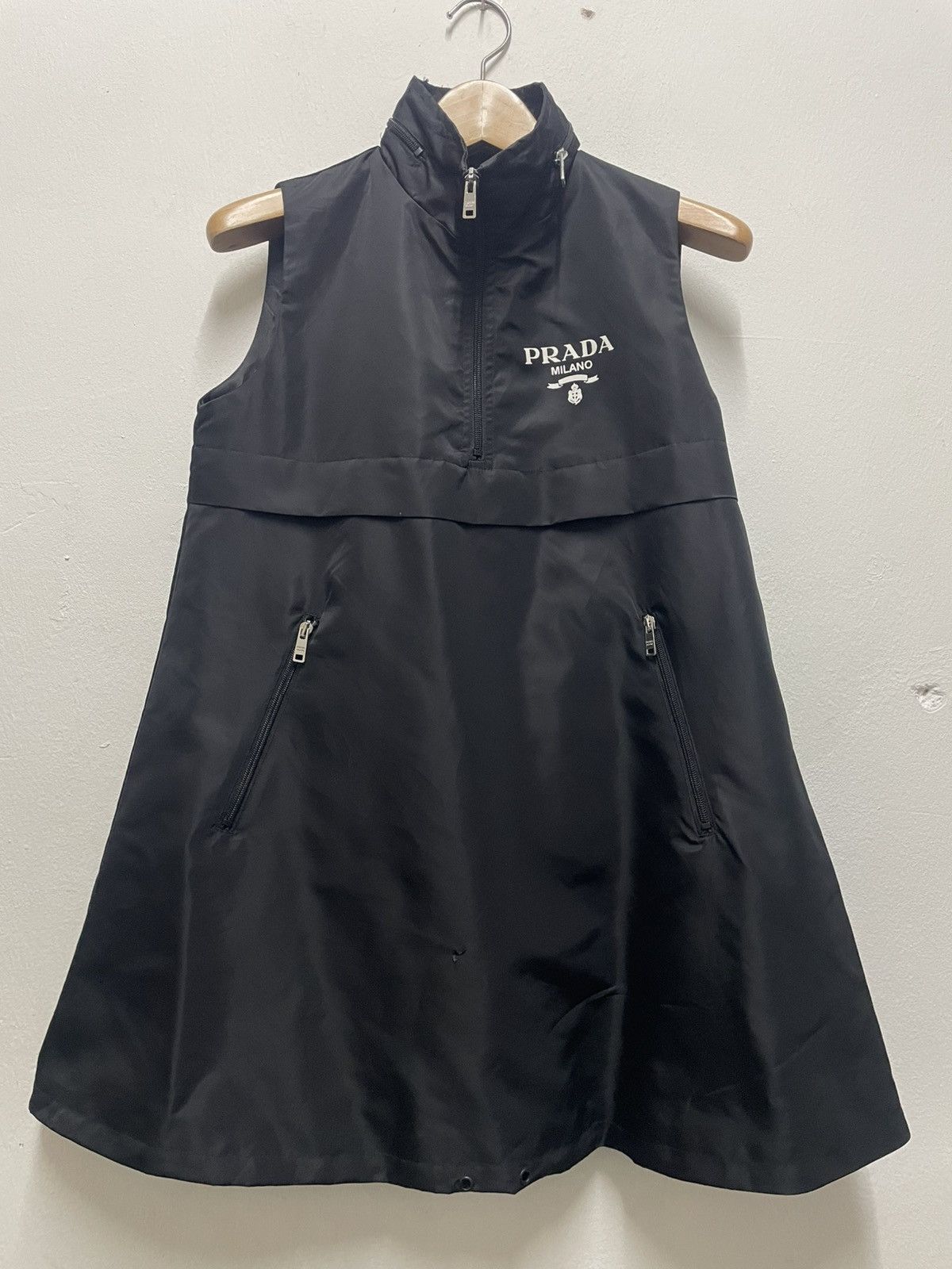 Prada Prada Dress Size M / US 6-8 / IT 42-44 - 1 Thumbnail