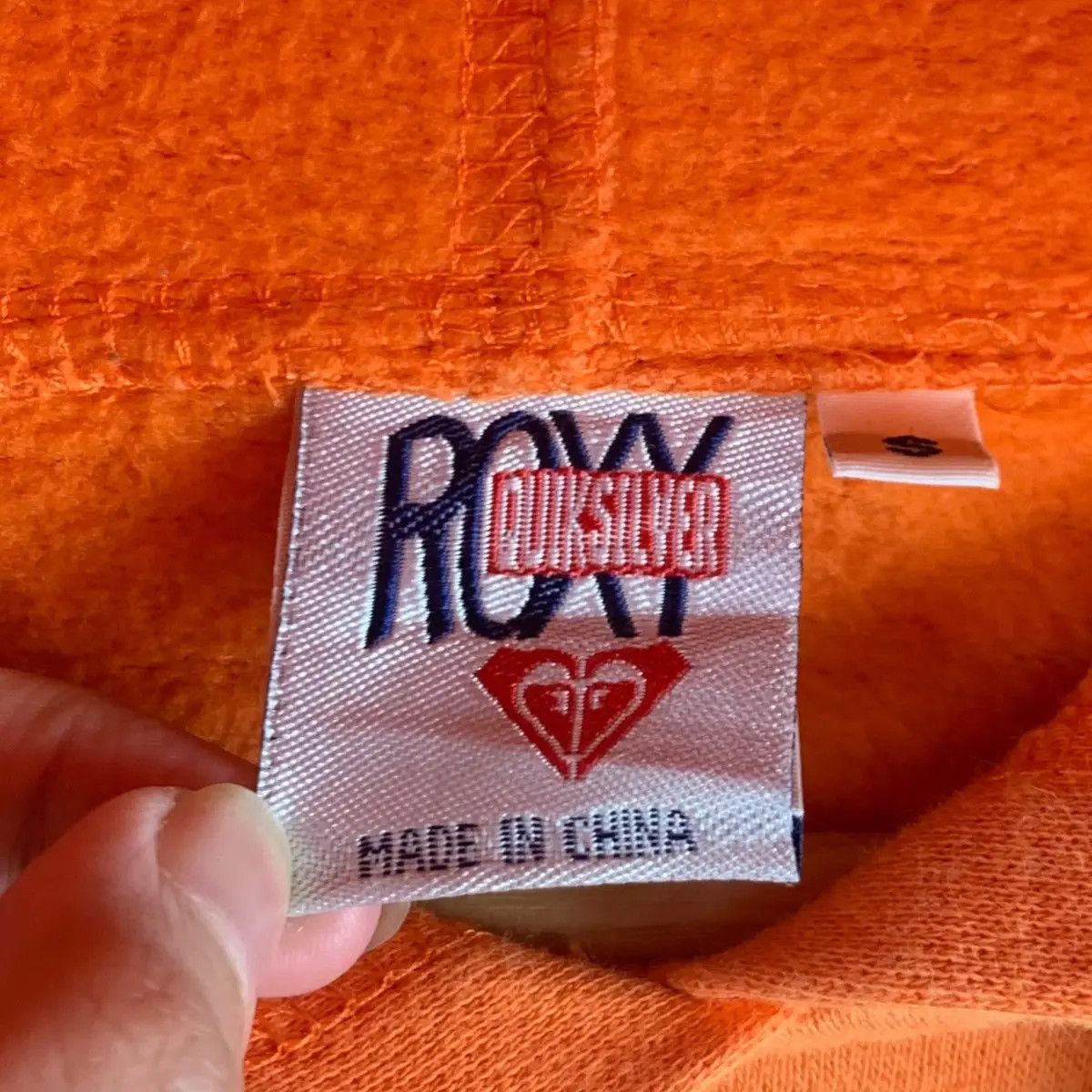 Vintage QUIKSILVER ROXY SURFING 2000 Collection