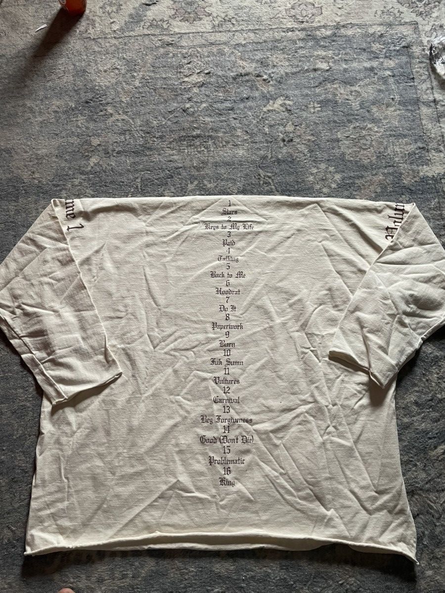 Yeezy YEEZY VULTURES CREAM LONG SLEEVE Size US M / EU 48-50 / 2 - 6 Thumbnail