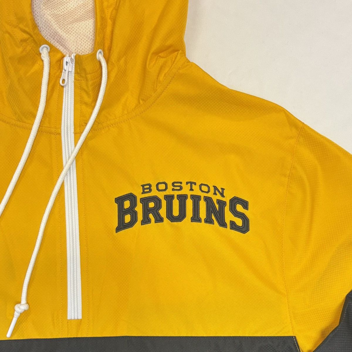 Mitchell & Ness Mitchell & Ness Boston Bruins Anorak Windbreaker Jacket S Size US S / EU 44-46 / 1 - 2 Thumbnail