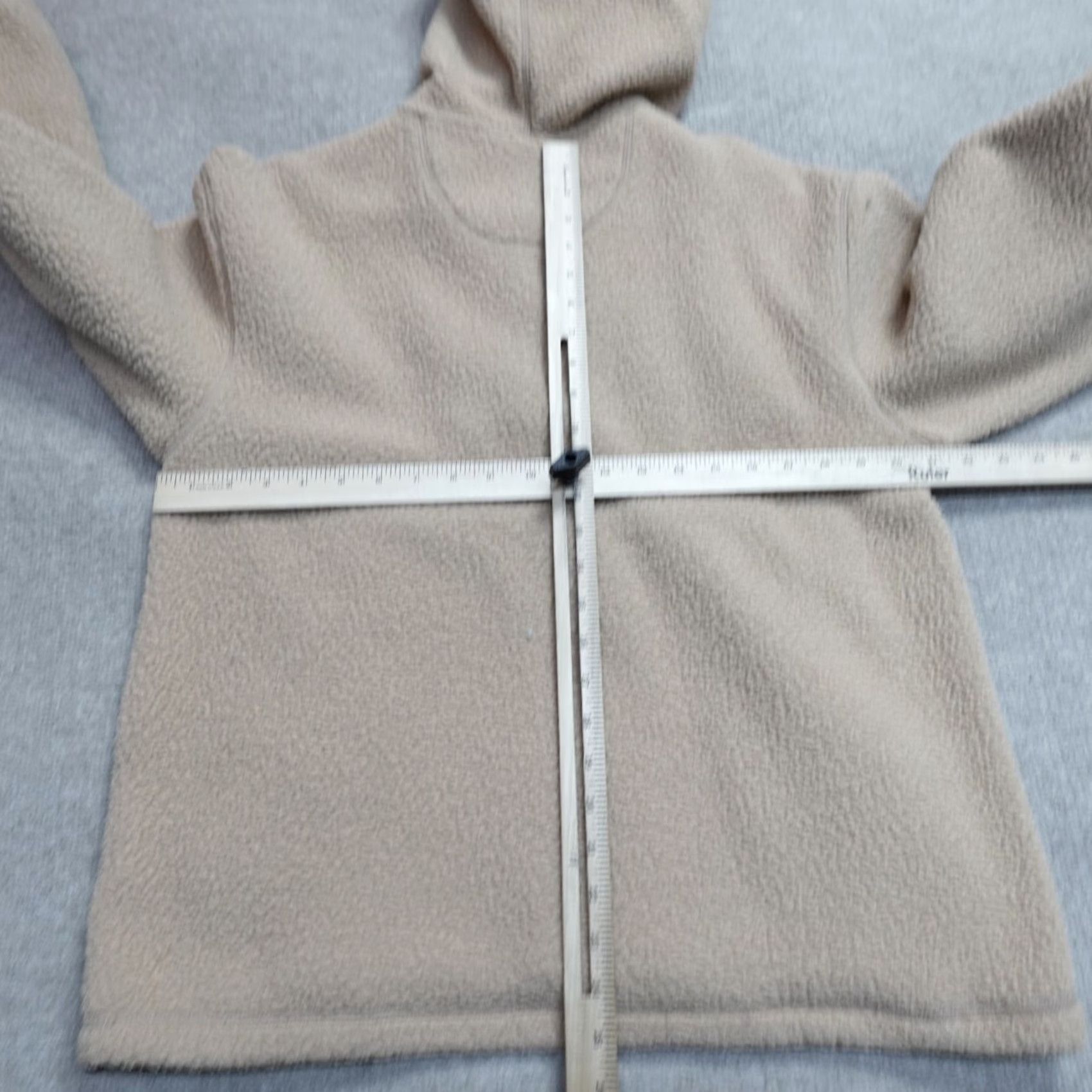 Everlane Everlane Hoodie Small Beige Fleece Teddy Renew Pullover Women S Long Sleeve Activewear Polyester Blend 90s? Size S / US 4 / IT 40 - 4 Thumbnail