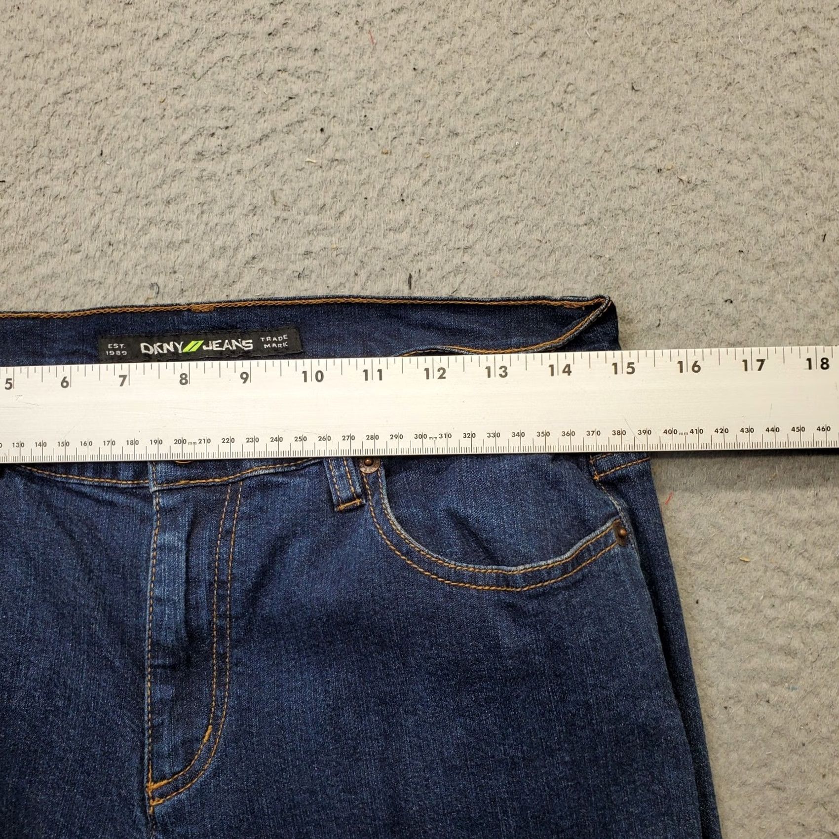 DKNY DKNY Jeans Womens 6 Bootcut Blue Denim 5-Pocket Regular Fit Stretch Size 28" / US 6 / IT 42 - 6 Thumbnail
