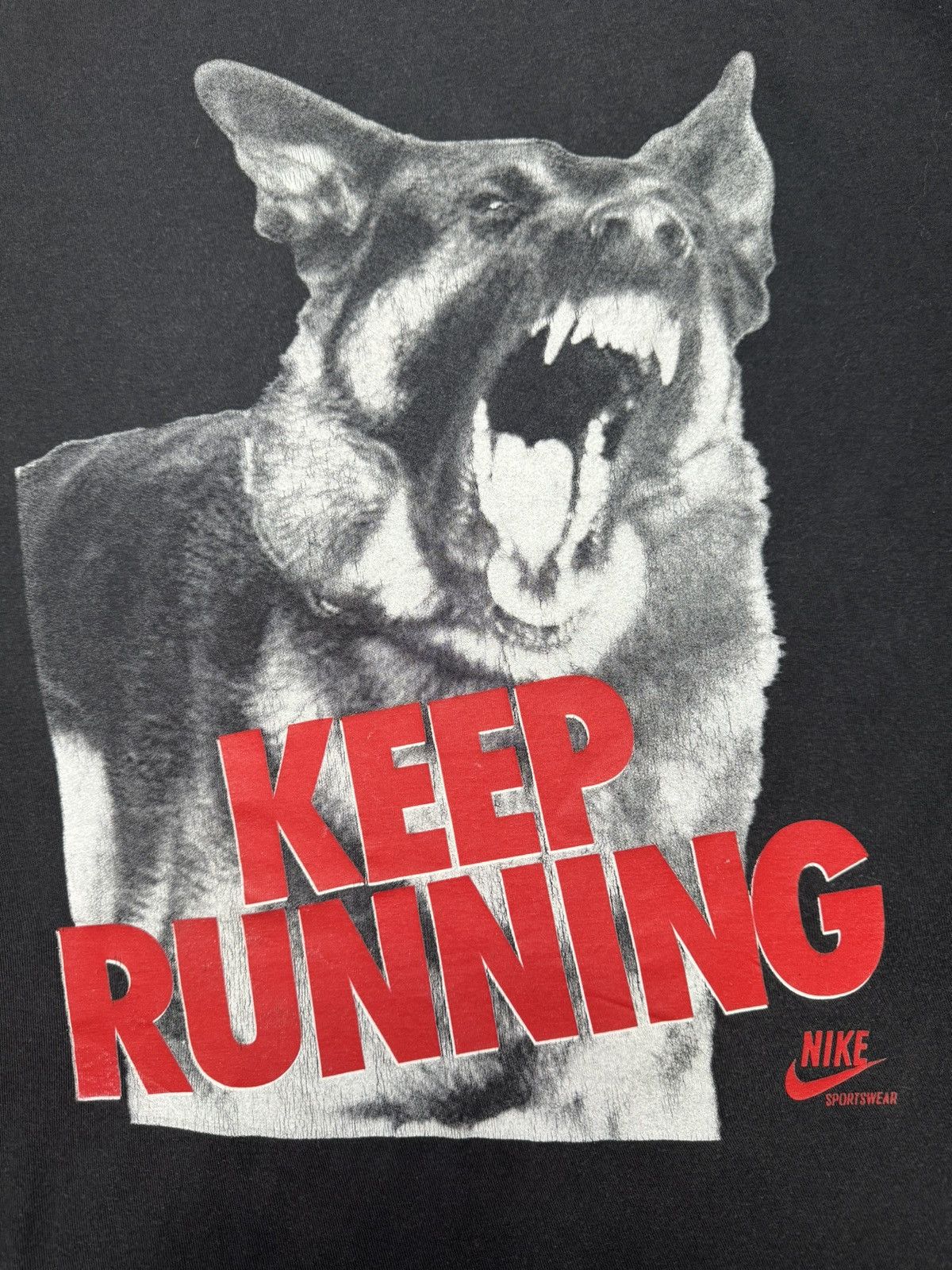 Nike Vintage 00's Nike Keep Running Graphic Angry Dog T-shirt Size US M / EU 48-50 / 2 - 3 Thumbnail