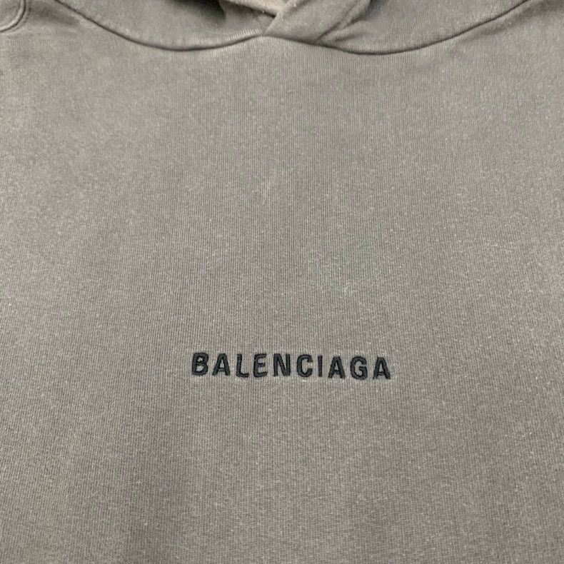 Balenciaga Balenciaga Grey front and back embroidered hoodie sweatshi Size US S / EU 44-46 / 1 - 8 Thumbnail