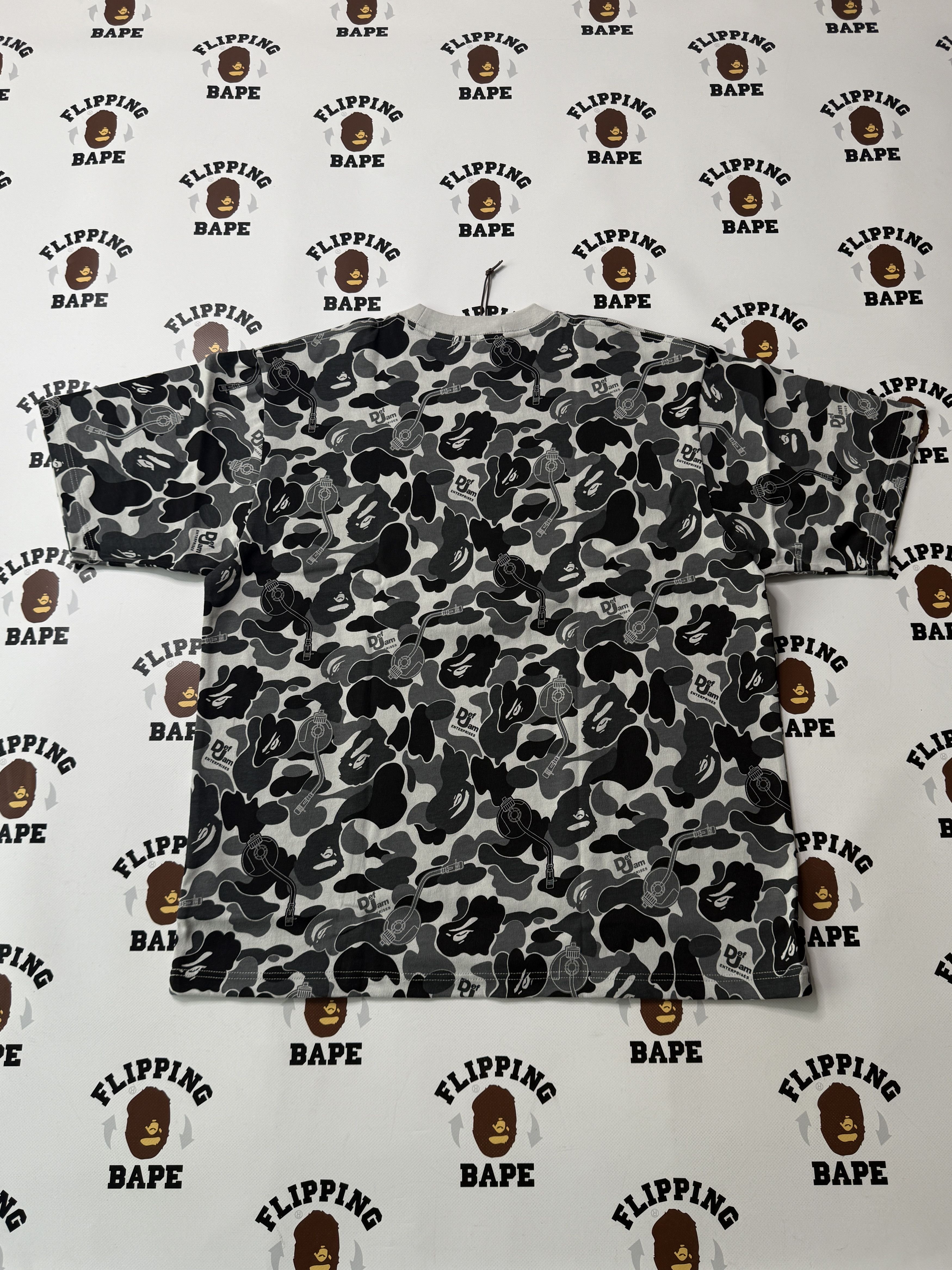 Bape BAPE X DEF JAM CAMO RELAXED FIT TEE Size US L / EU 52-54 / 3 - 2 Thumbnail
