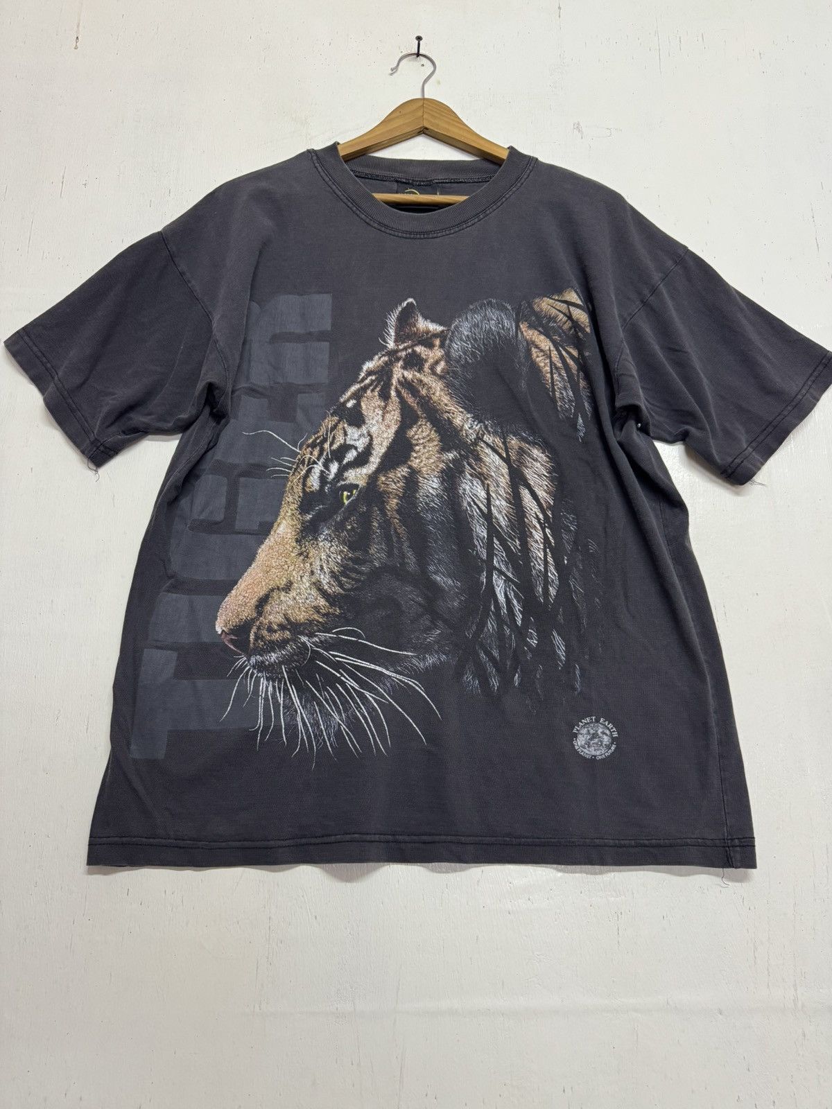 Vintage Vintage Tiger sunfaded tee Size US L / EU 52-54 / 3 - 1 Thumbnail