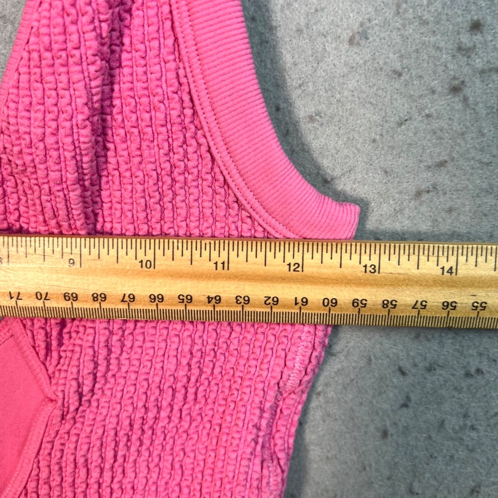 Vintage VINTAGE Out From Under Womens Swimsuit One-Piece M/L Pink Textured Fabric Beachwear Size ONE SIZE - 5 Thumbnail