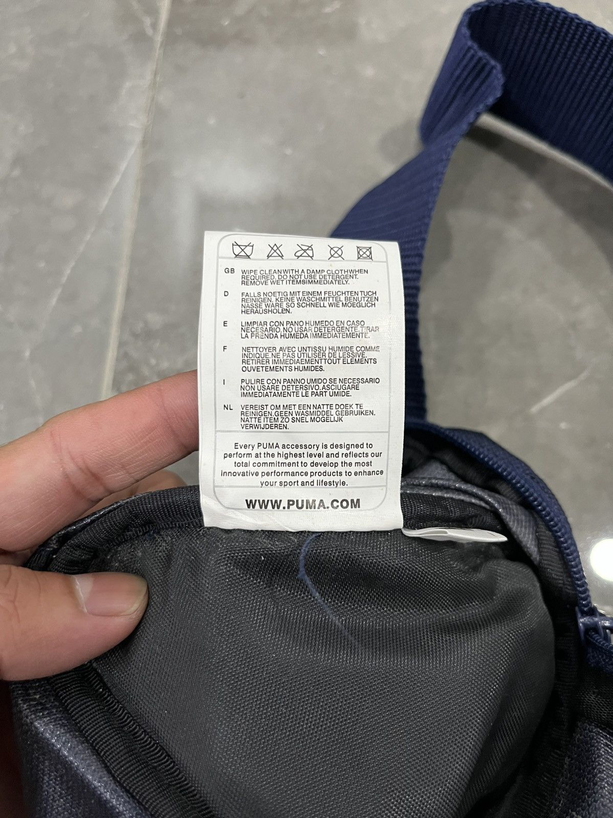 Neil Barrett × Puma Neil Barrett puma italy champions 2006 waist bag Size ONE SIZE - 7 Thumbnail