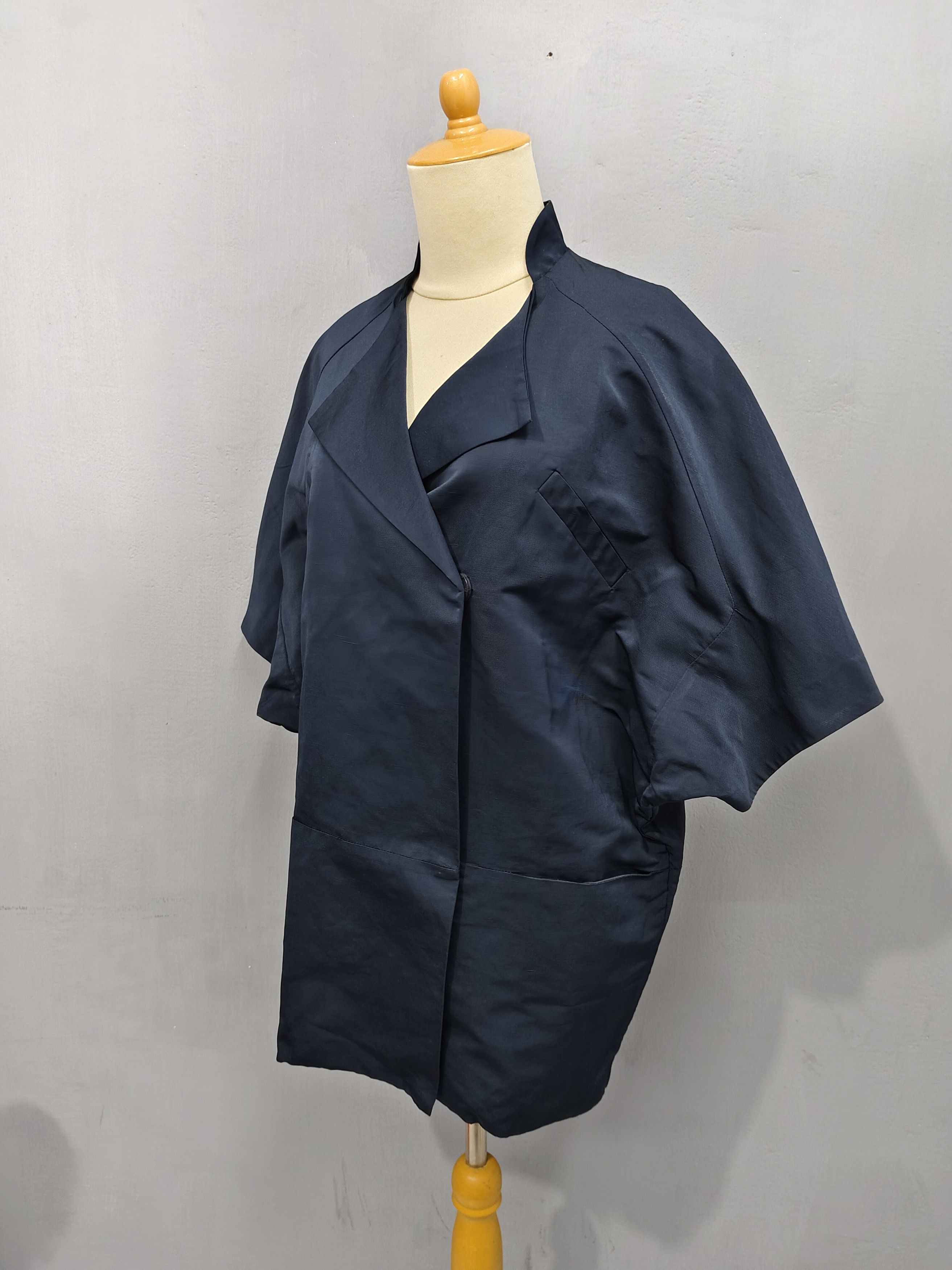Marni MARNI-Architectural Tailoring Oversized Dolman Sleeve Jacket Size M / US 6-8 / IT 42-44 - 4 Thumbnail