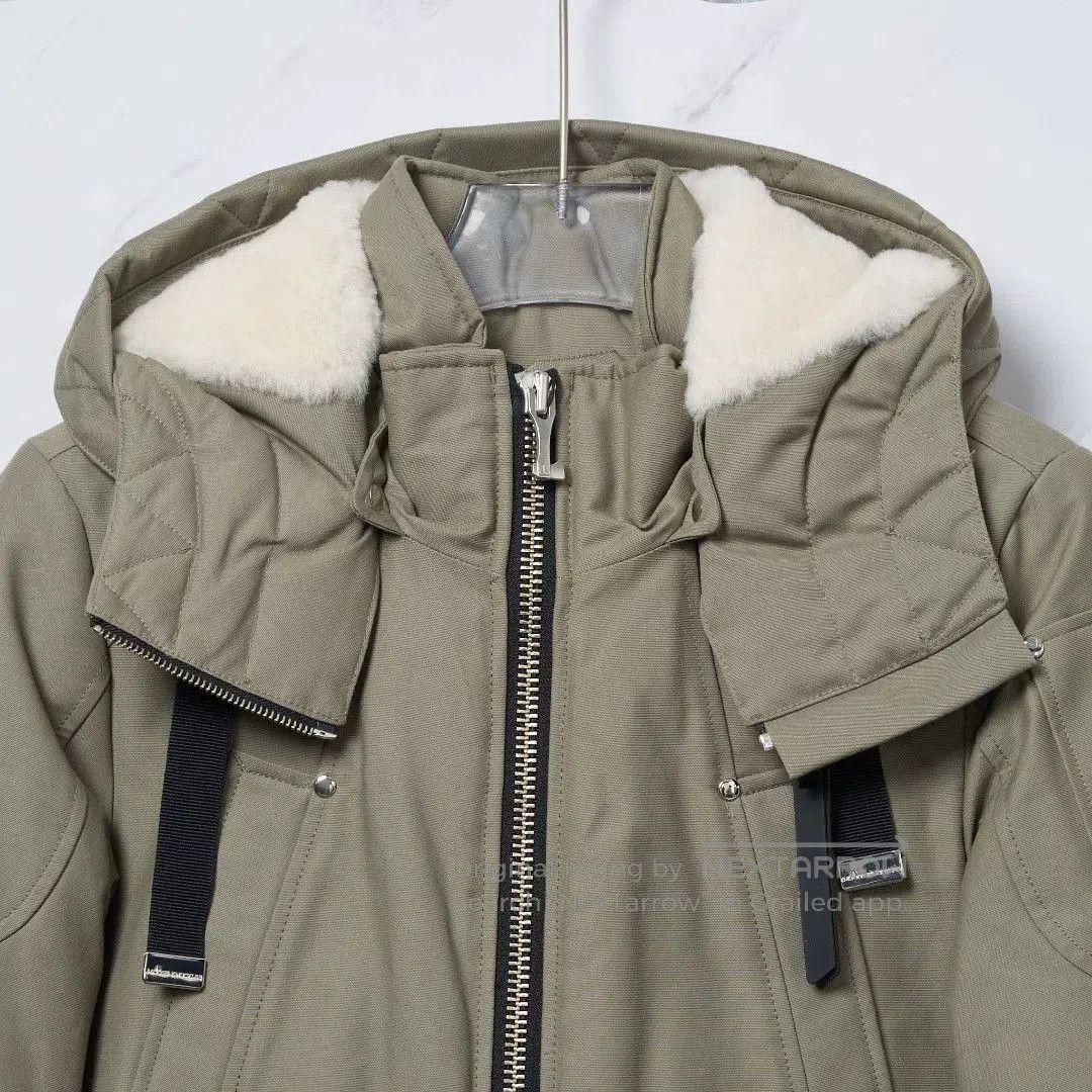 Moose Knuckles Moose Knuckles Women's Flight Down Jacket. Size S / US 4 / IT 40 - 2 Thumbnail