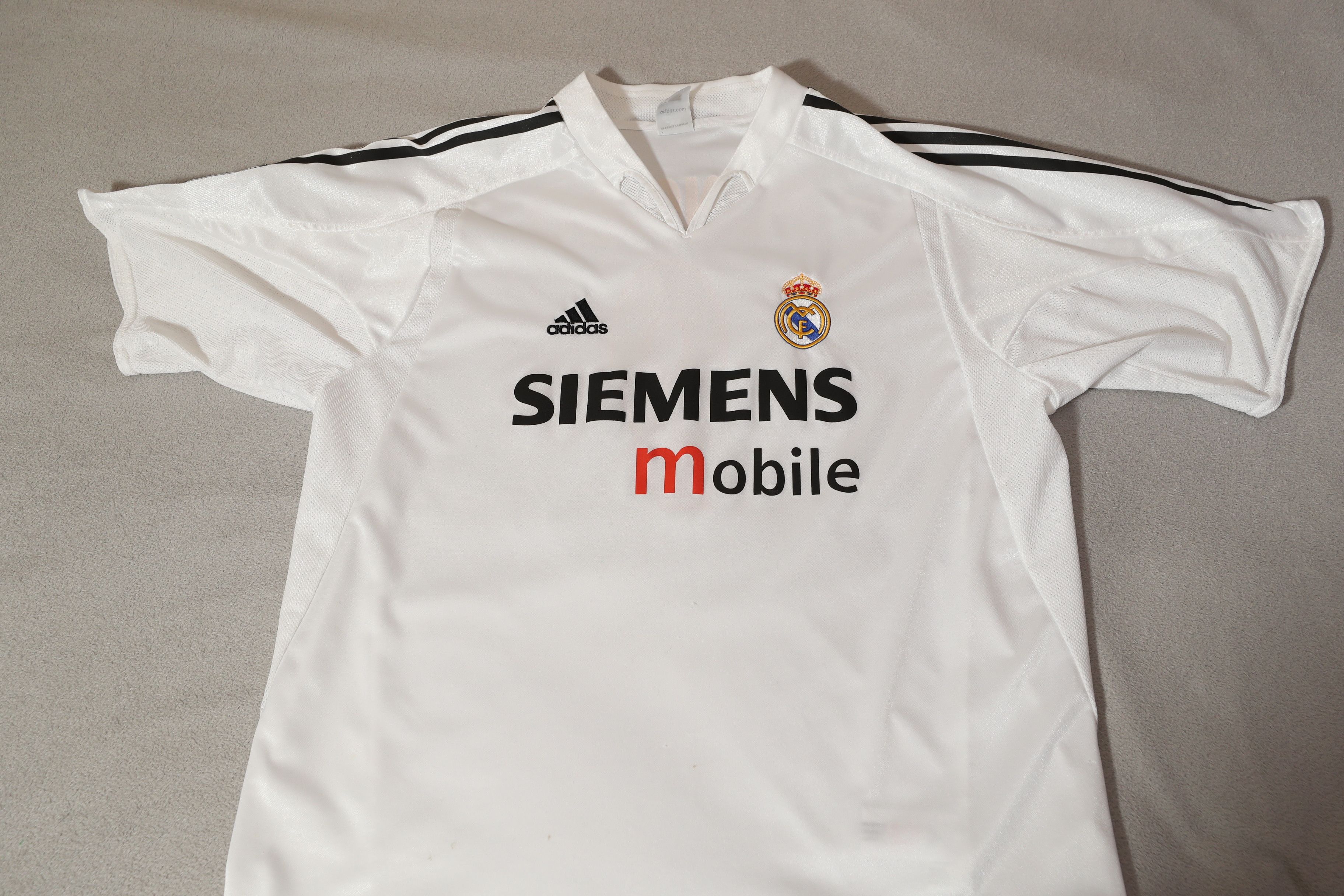 Adidas 2003-04 Real Madrid Home Shirt Ronaldo #9 (XL) Size US XL / EU 56 / 4 - 3 Thumbnail