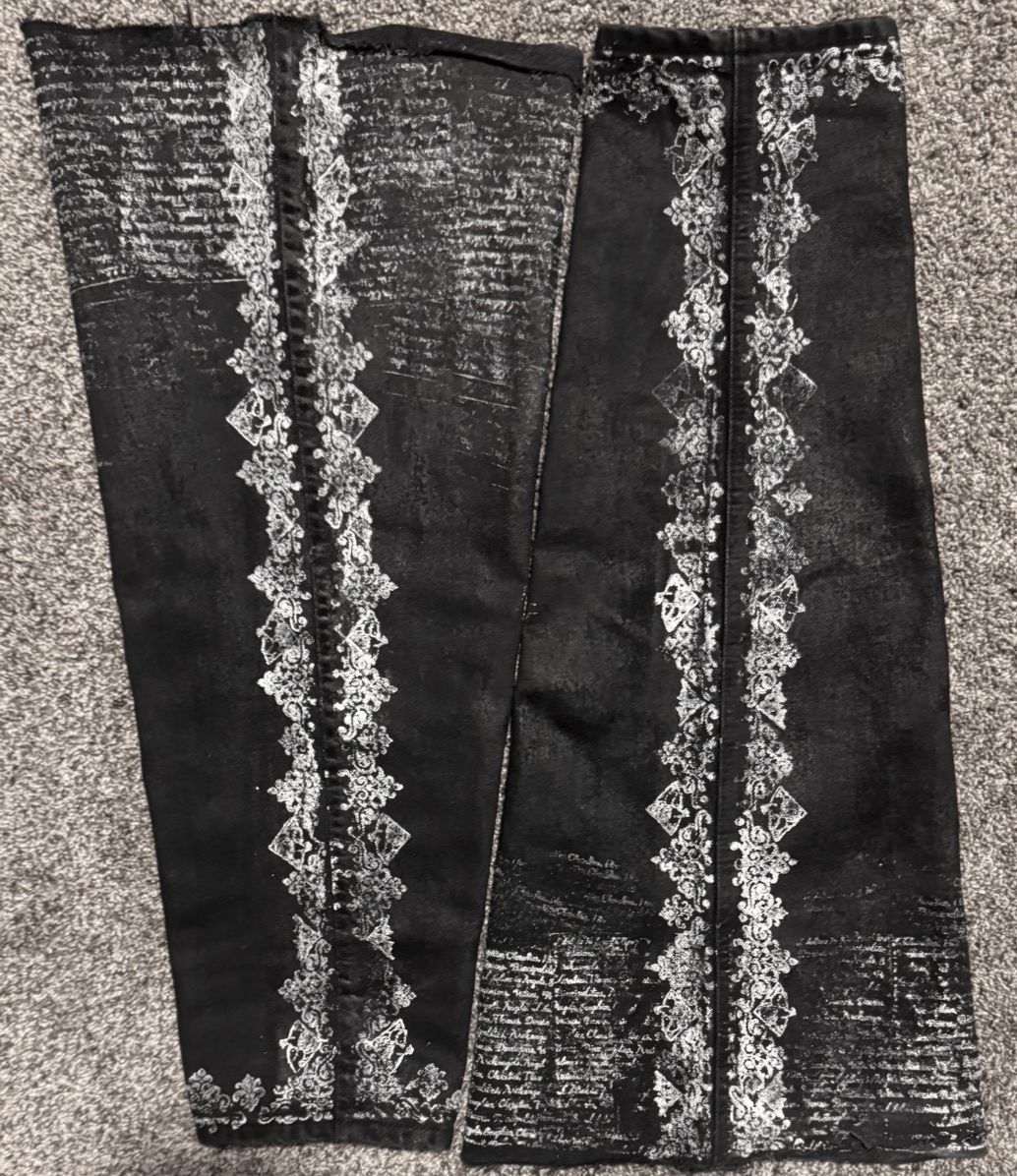 Other stamped and waxed skirt/leg warmer set Size 32" / US 10 / IT 46 - 4 Thumbnail