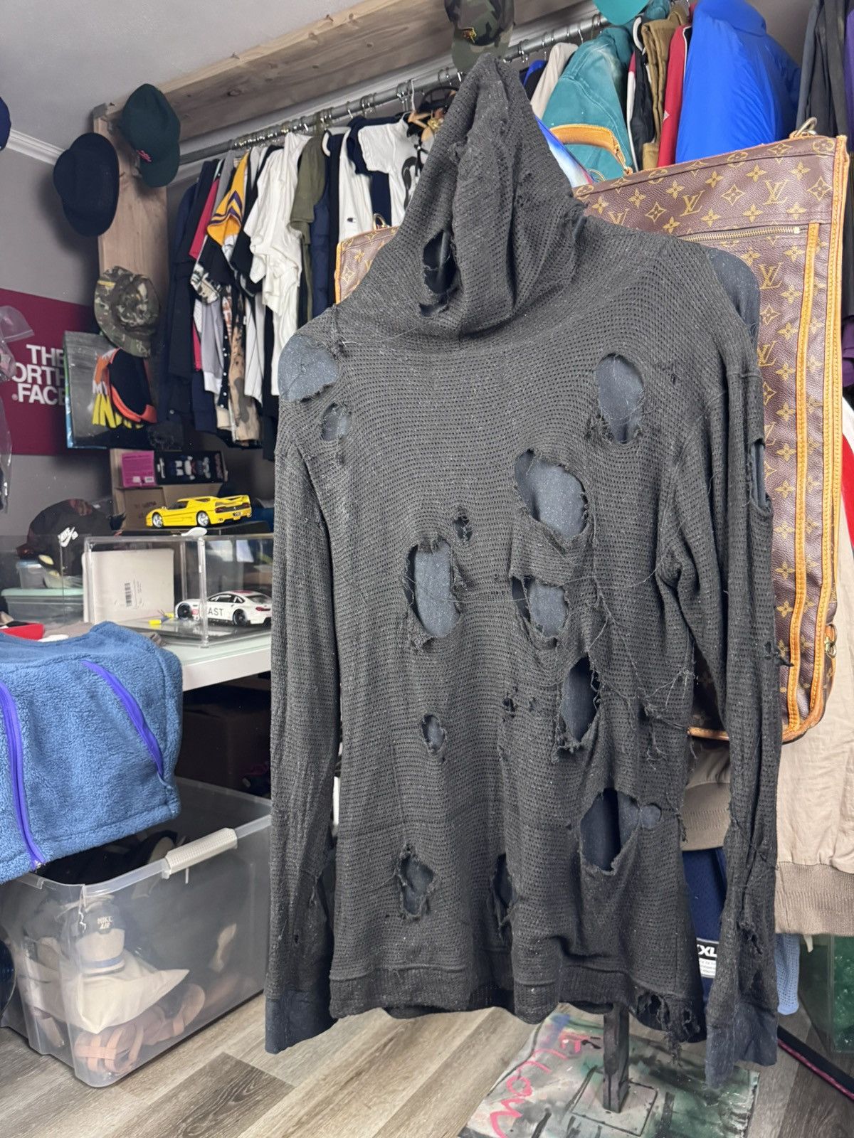 Kith KITH X JOHN ELLIOT 2014 RARE “Coat of Arms” Capsule Size US XL / EU 56 / 4 - 9 Thumbnail