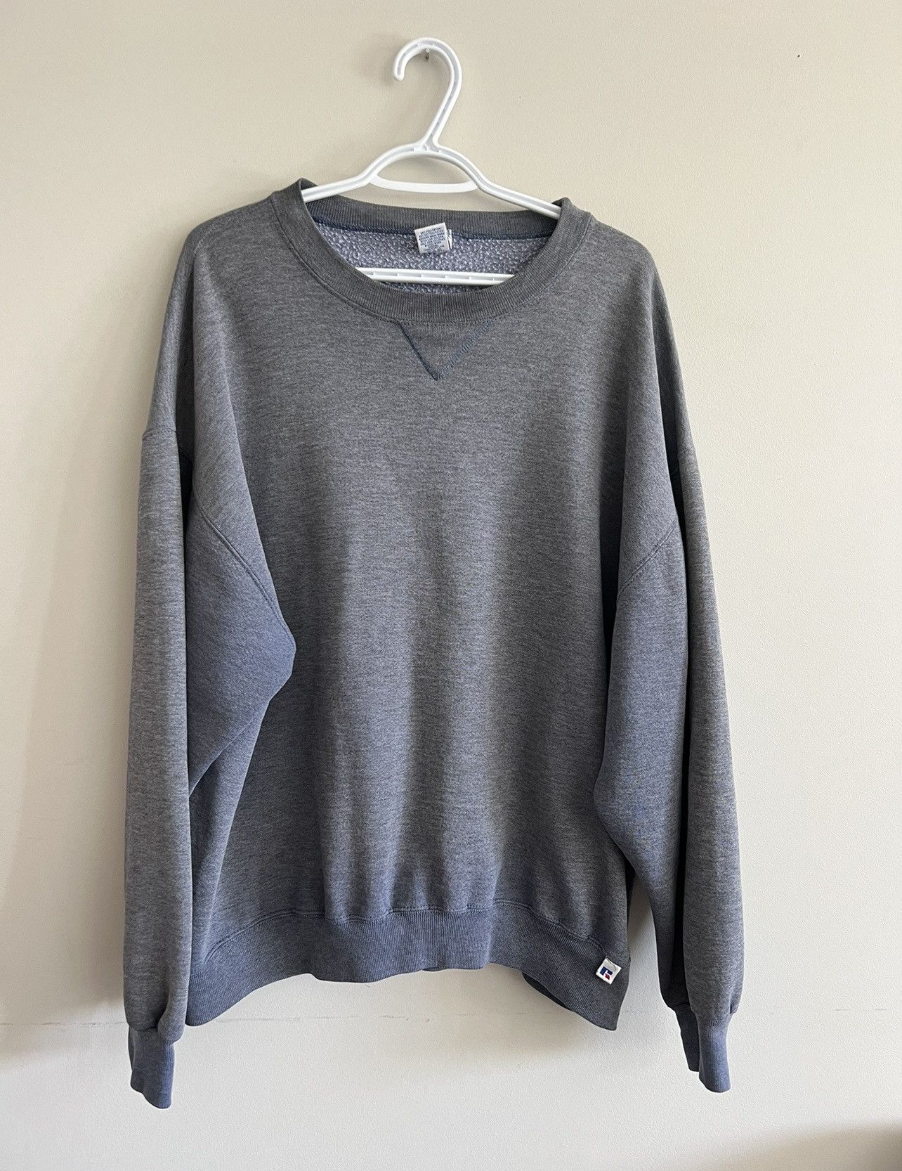 Vintage VINTAGE 90’s RUSSEL ATHLETIC SUN FADED SWEATSHIRT Size US XL / EU 56 / 4 - 1 Thumbnail