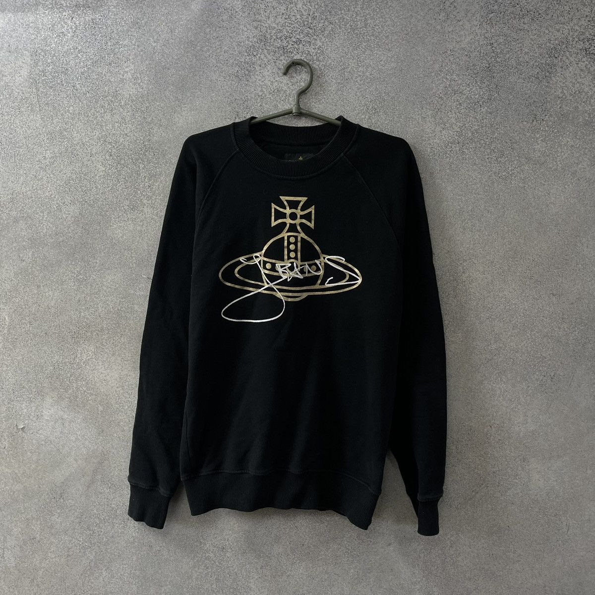 Vivienne Westwood Vivienne Westwood Sweatshirt big Logo Vintage Size US S / EU 44-46 / 1 - 1 Thumbnail