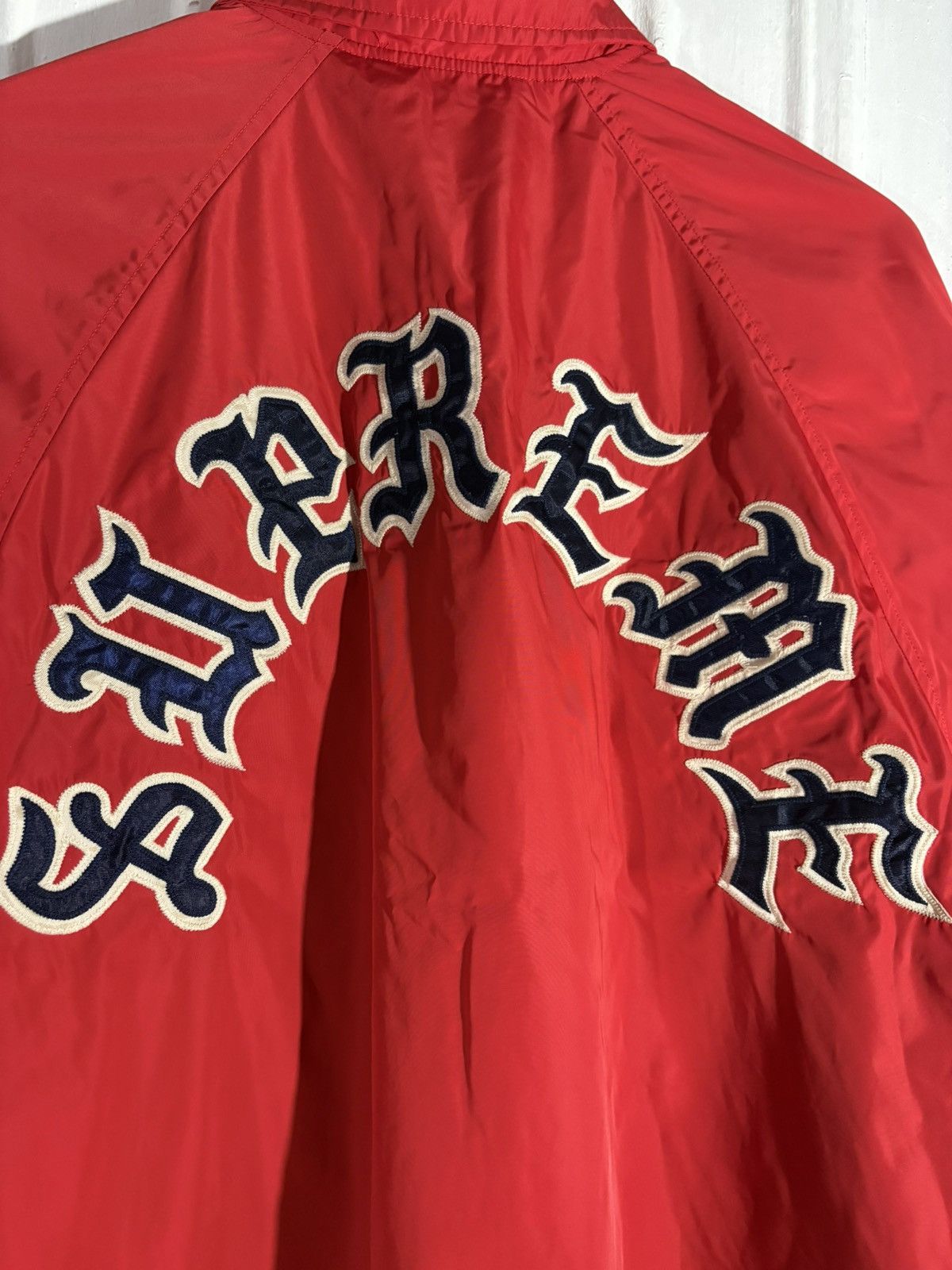 Supreme Supreme f/w25’ Old English Arc Coaches Jacket Size US M / EU 48-50 / 2 - 9 Thumbnail