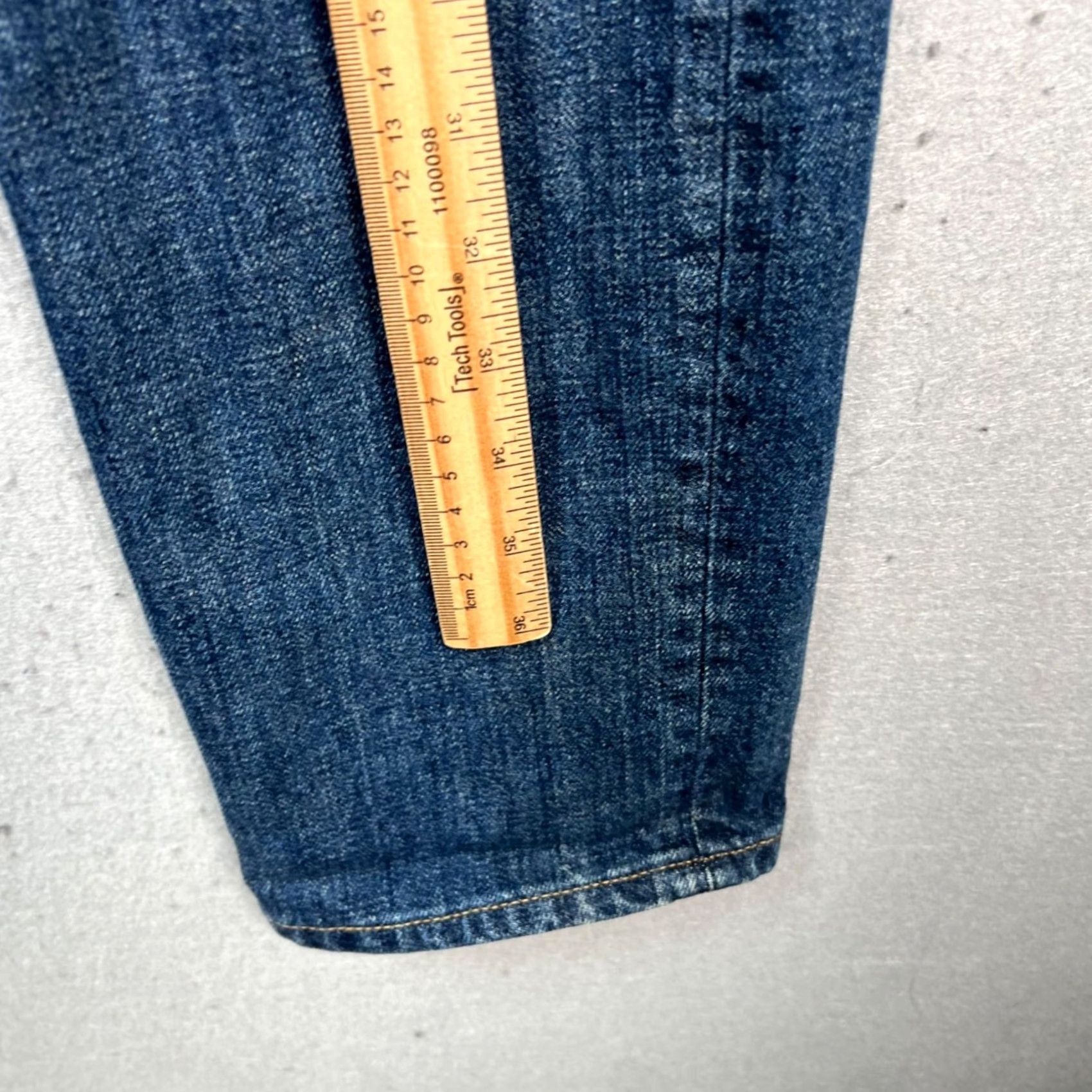 J.Crew J.CREW Jeans Slim 30 x 32 Denim Distressed Medium Wash 484 Mens Straight 5-Pocket Blue Cotton Cotton Blend Jeans Type: Jeans Size US 30 / EU 46 - 7 Thumbnail