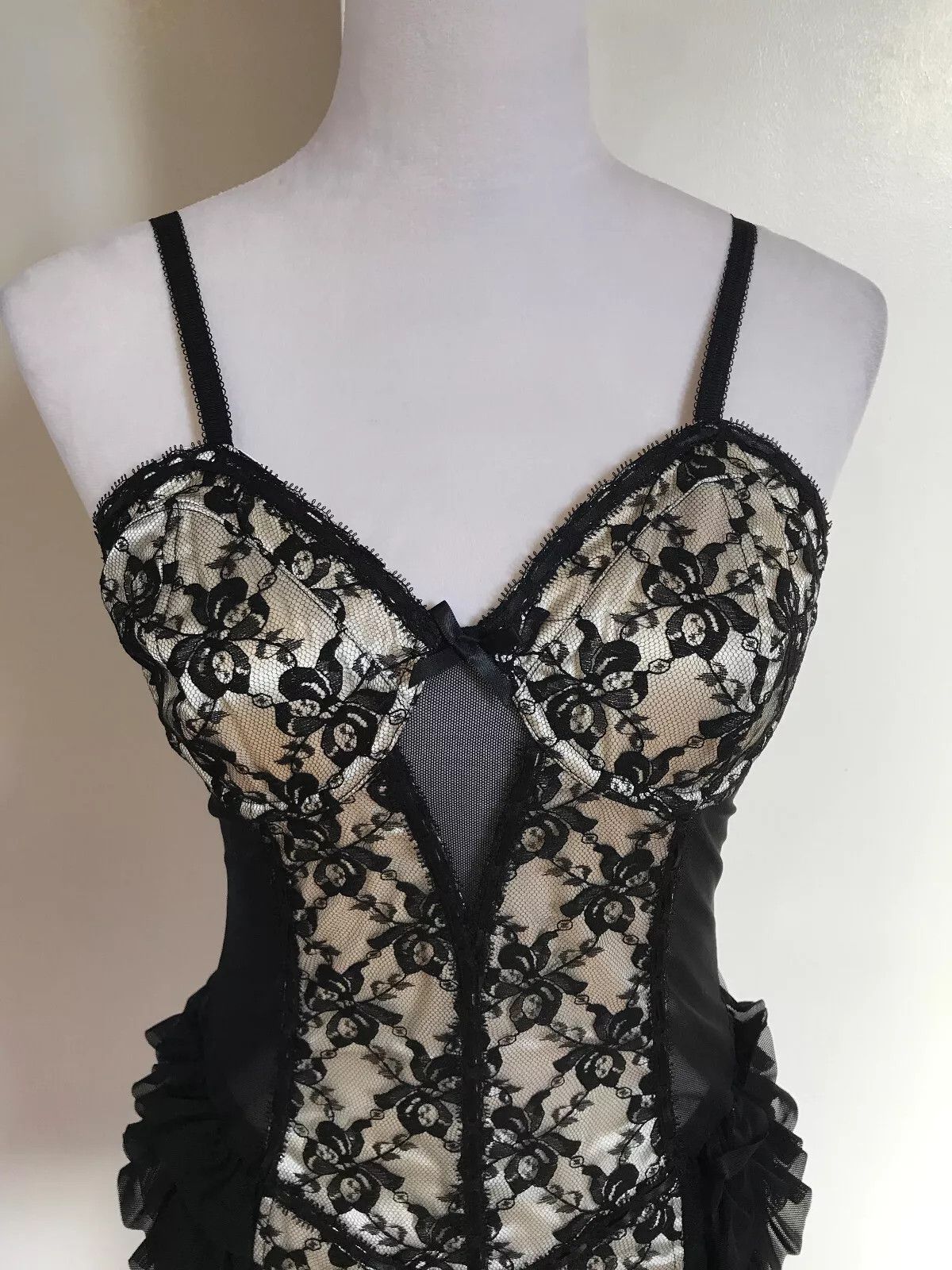 Lip Service Vintage Lip Service Vaudeville Vamps Lace & Mesh Dress L Size L / US 10 / IT 46 - 2 Thumbnail