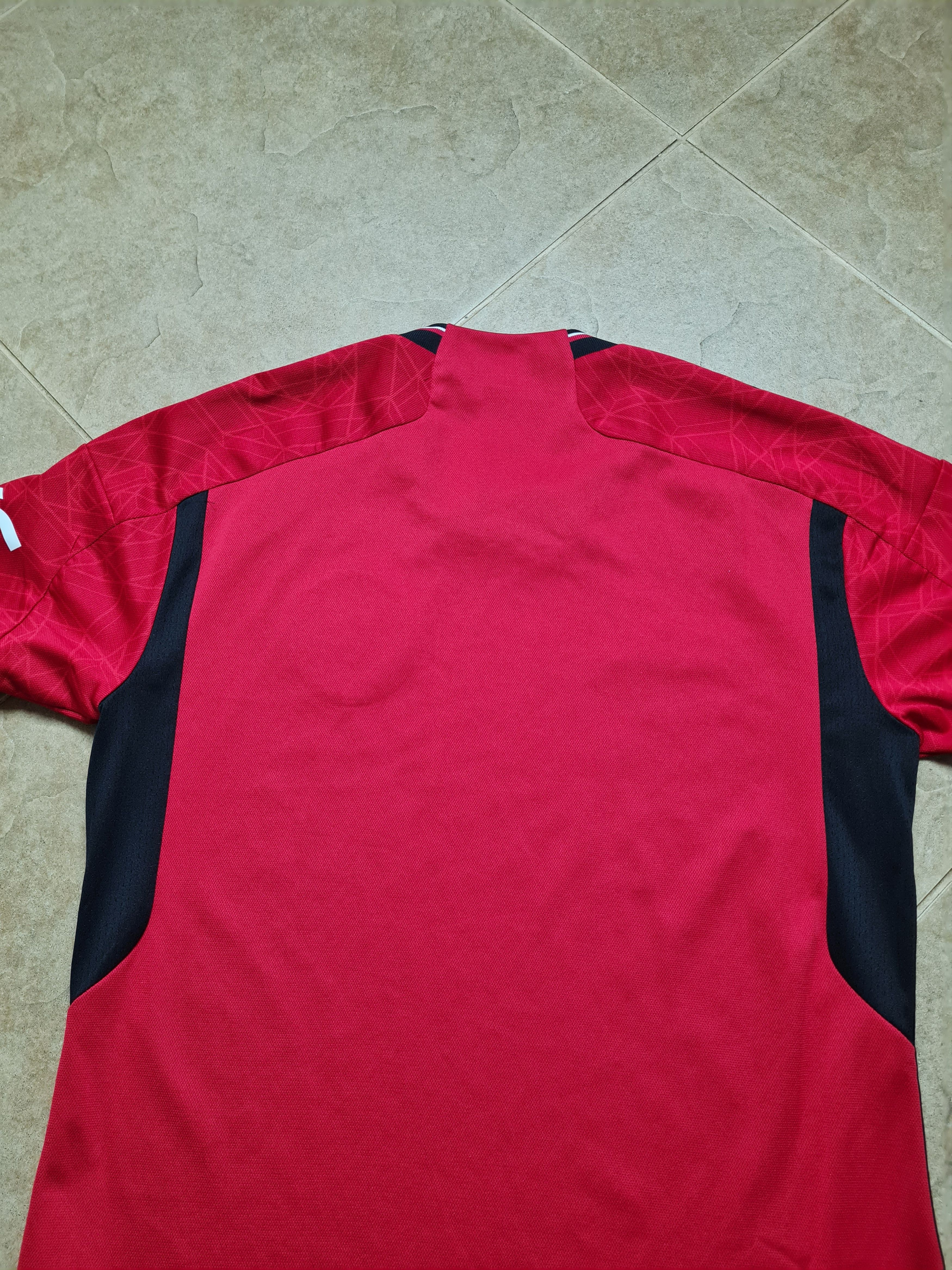 Adidas Manchester United 2023/24 Home Soccer Shorts Adidas IP1726 Size US S / EU 44-46 / 1 - 9 Thumbnail