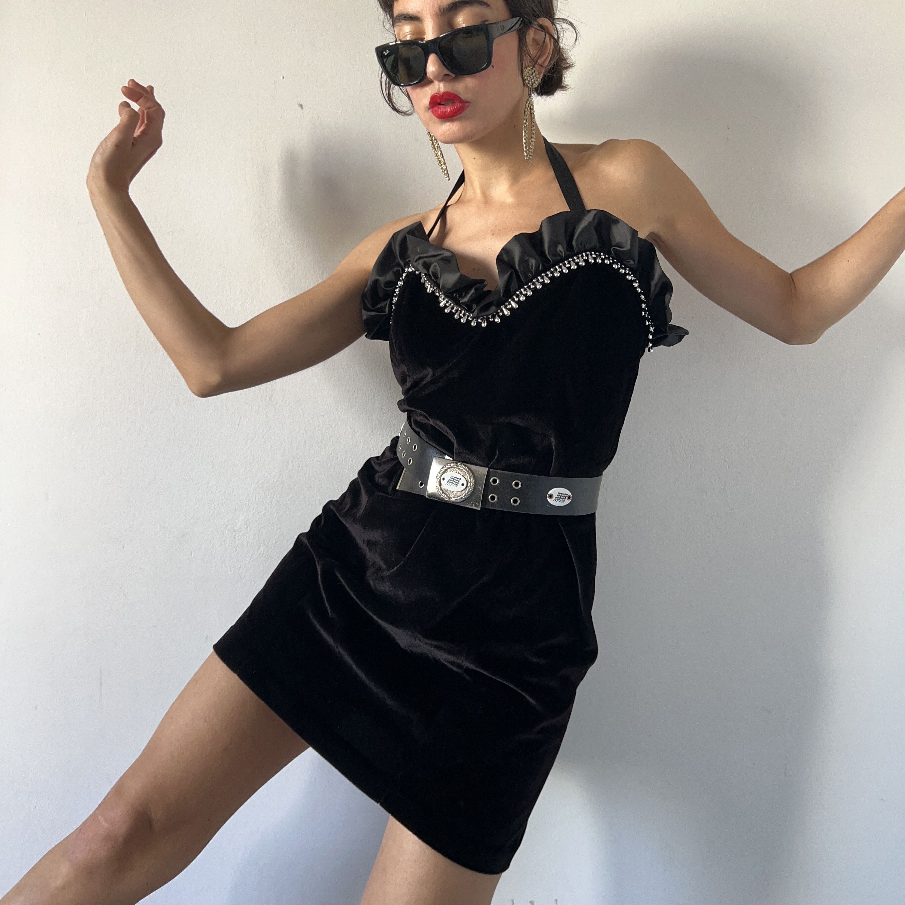 Vintage Vintage 80s halter sweetheart fringed black velvet dress Size XL / US 12-14 / IT 48-50 - 1 Thumbnail