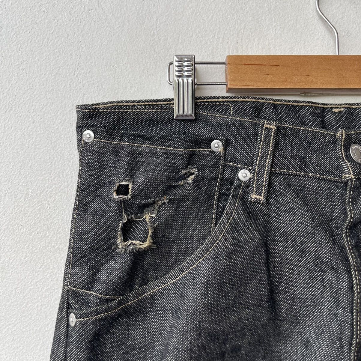 Levi's Thrashed Levi’s Engineered 3D Painted "Money" Denim Jeans Size US 30 / EU 46 - 8 Thumbnail