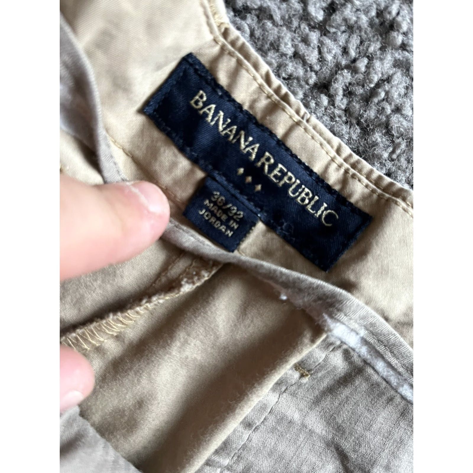 Banana Republic VINTAGE Banana Republic Chino Pants Mens 36x32 Khaki Cotton Flat Front Beige 2000s Beach Preppy American - Mens Size US 36 / EU 52 - 5 Thumbnail