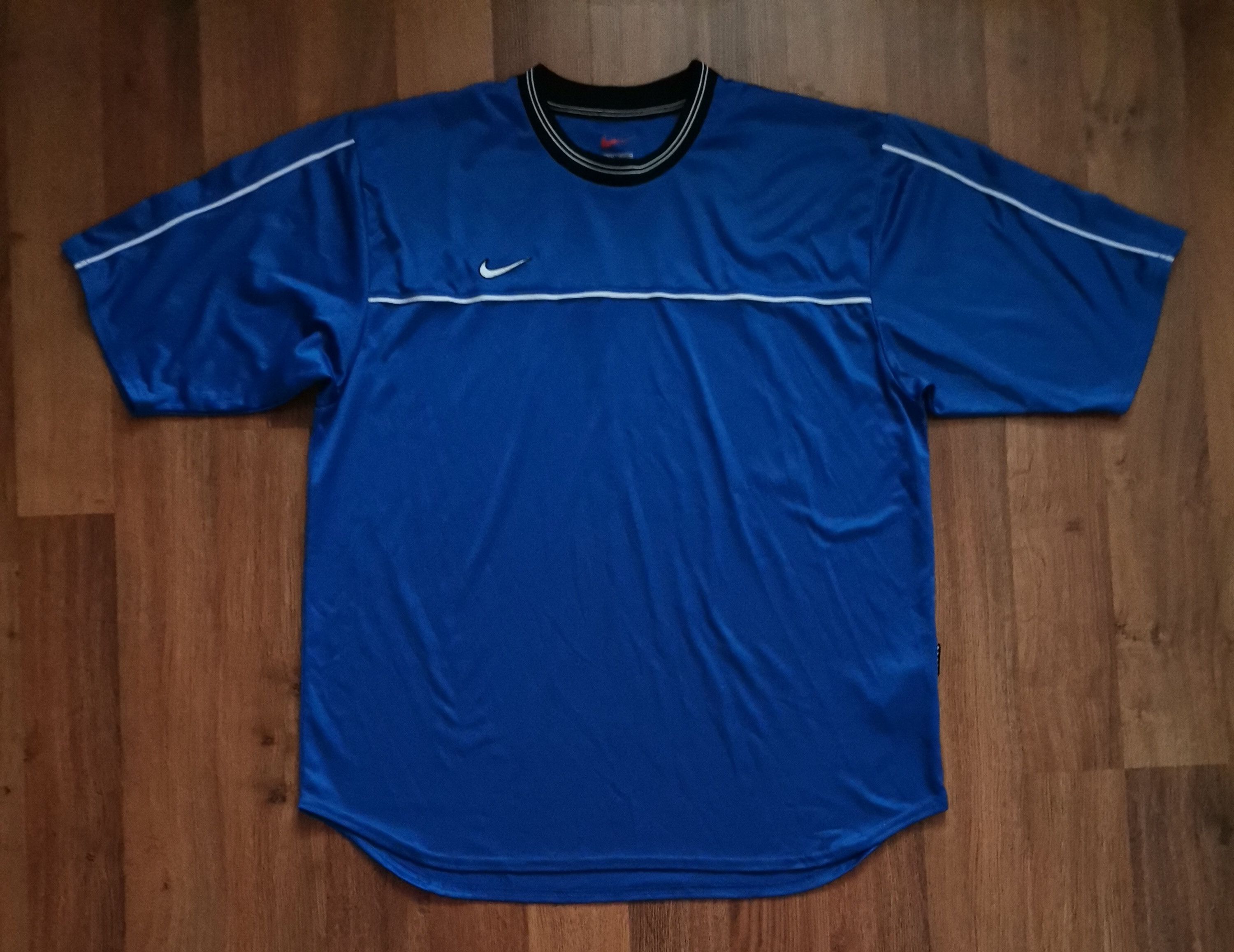 Nike Vintage Nike Tee Size US XL / EU 56 / 4 - 1 Thumbnail