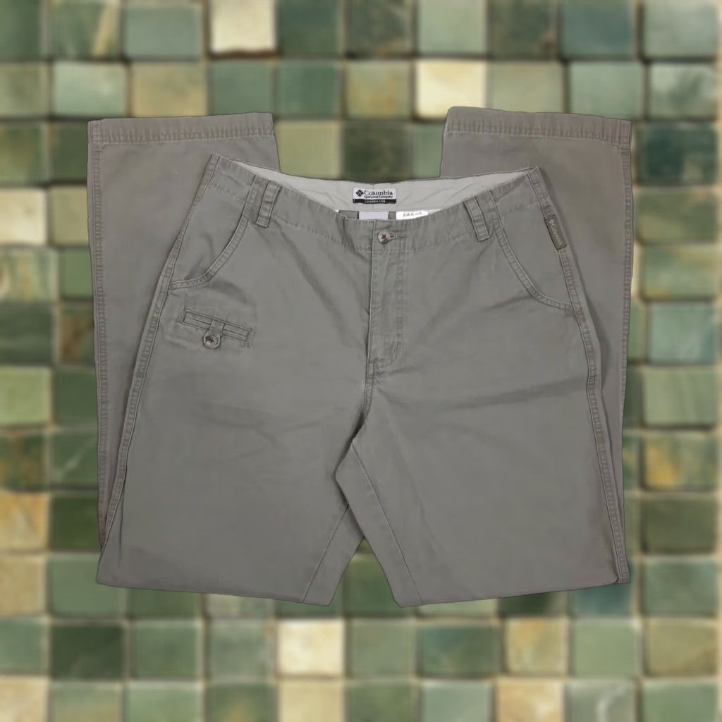 Vintage Columbia Pants Women 10P Relaxed Chino Canvas Hiking Cargo Beige Khaki 30 x 31 Mens Womens Boys Girls Size 32" / US 10 / IT 46 - 1 Thumbnail