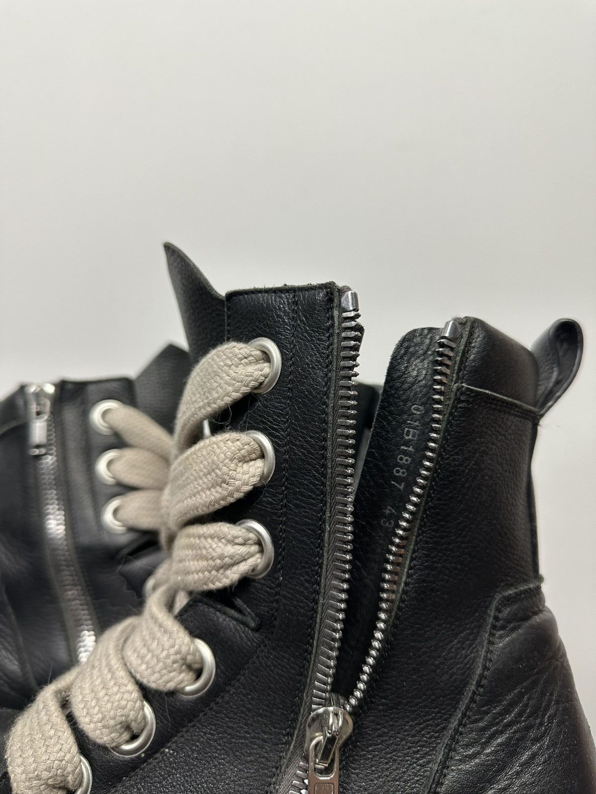 Rick Owens FW22 ‘STROBE’ Jumbo Lace Bozo Boots Size US 10 / EU 43 - 9 Thumbnail