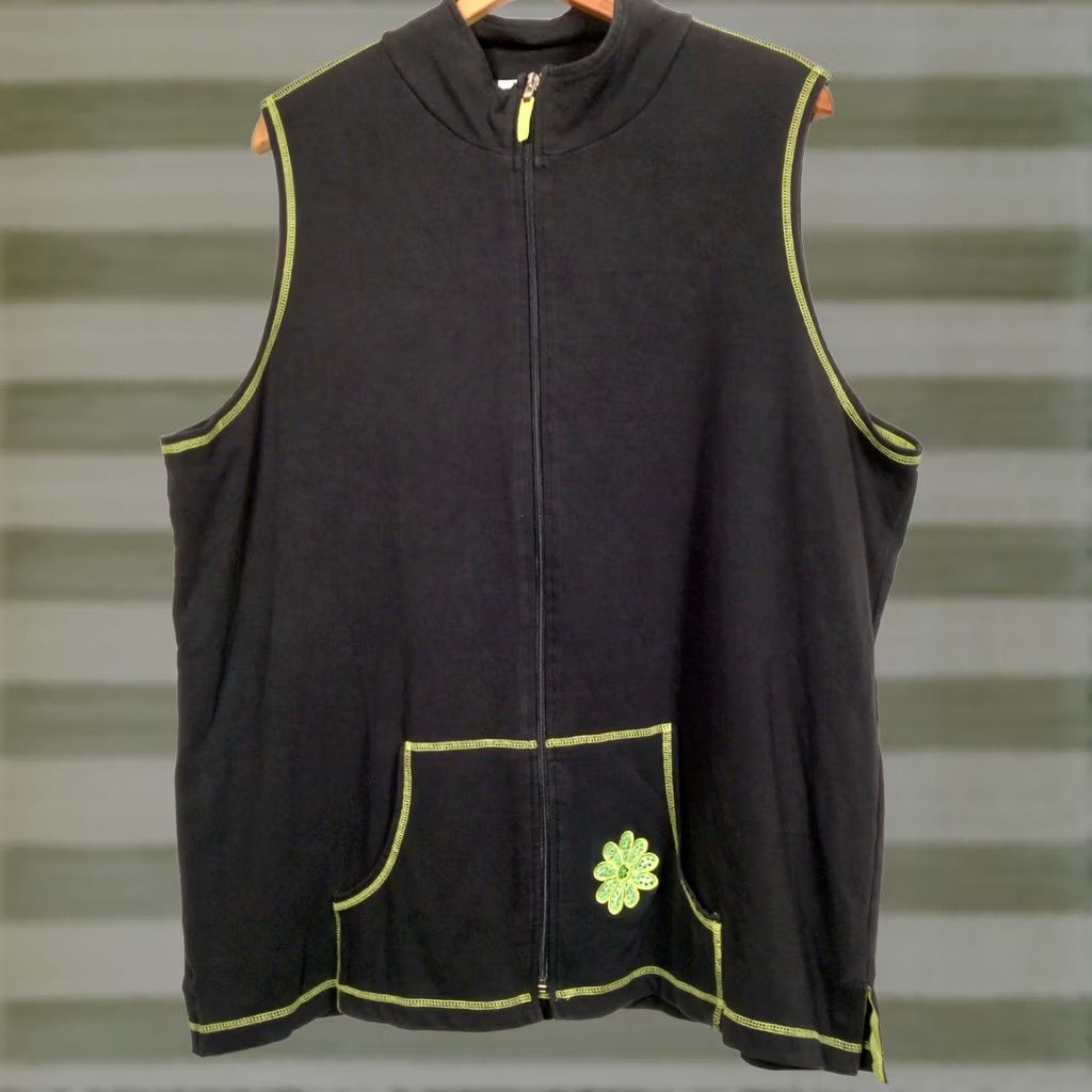 Quacker Factory VINTAGE The Quacker Factory Vest Zip Up 1X Black Neon Green Stitching Daisy Bling Knit Cotton Blend Sleeveless Rhinestones Flower Casual Womens Size XL / US 12-14 / IT 48-50 - 1 Thumbnail