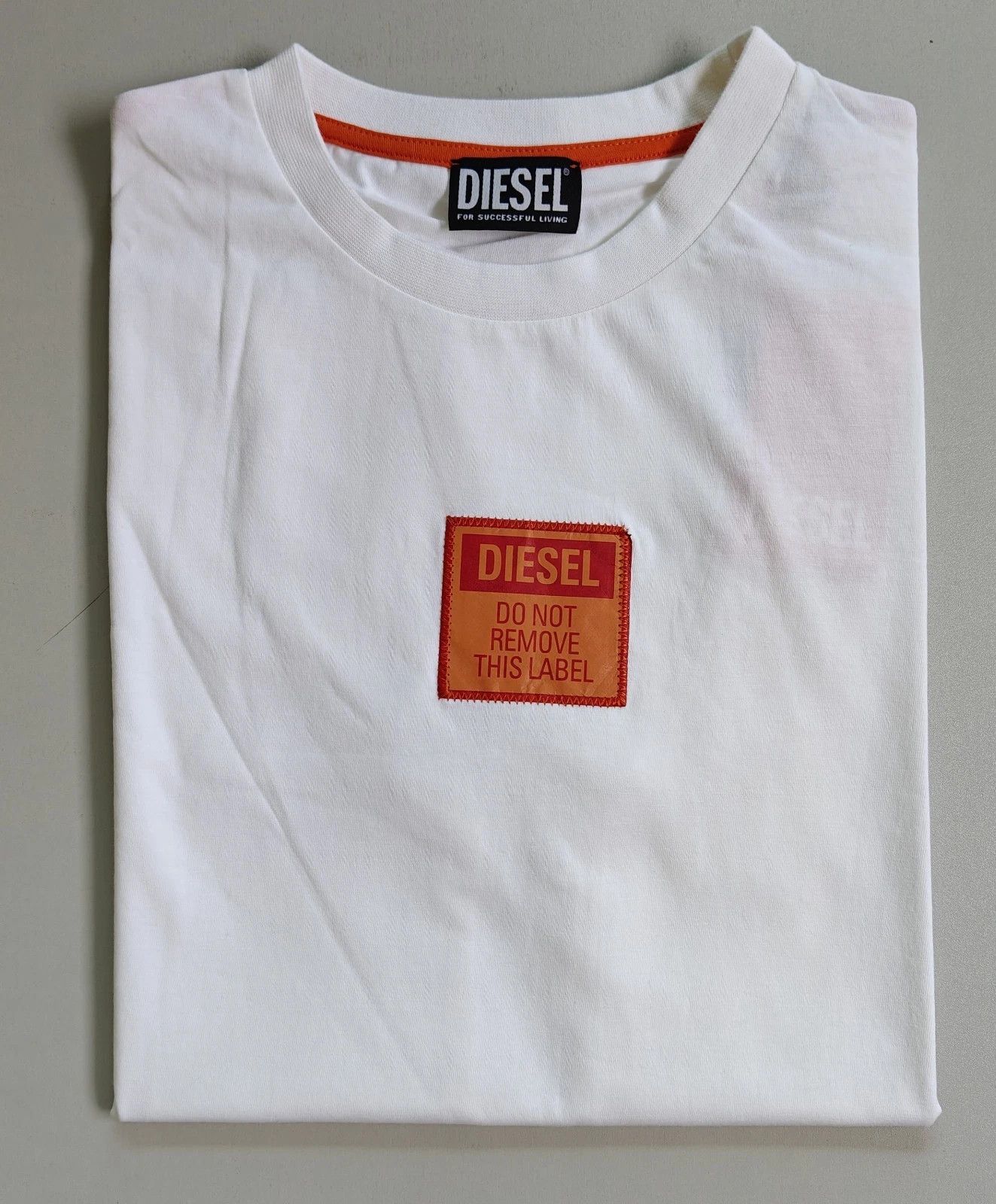 Diesel DIESEL White T-Shirt With Logo Patch FTP 4110 Size US L / EU 52-54 / 3 - 1 Thumbnail