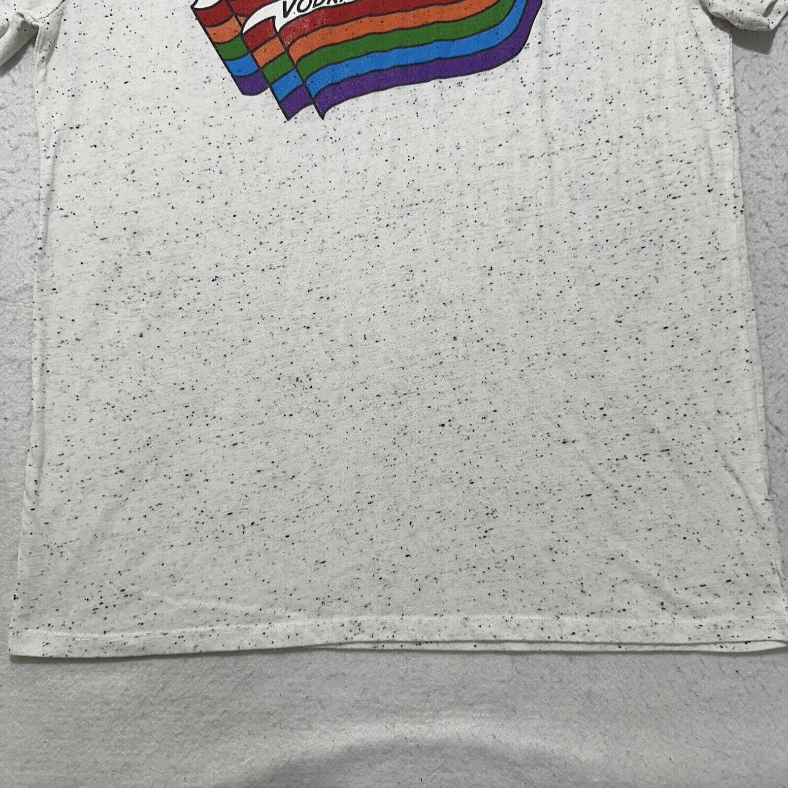 Other Deep Eddy Vodka Large Rainbow Logo Graphic TShirt Threadfast Size US L / EU 52-54 / 3 - 7 Thumbnail
