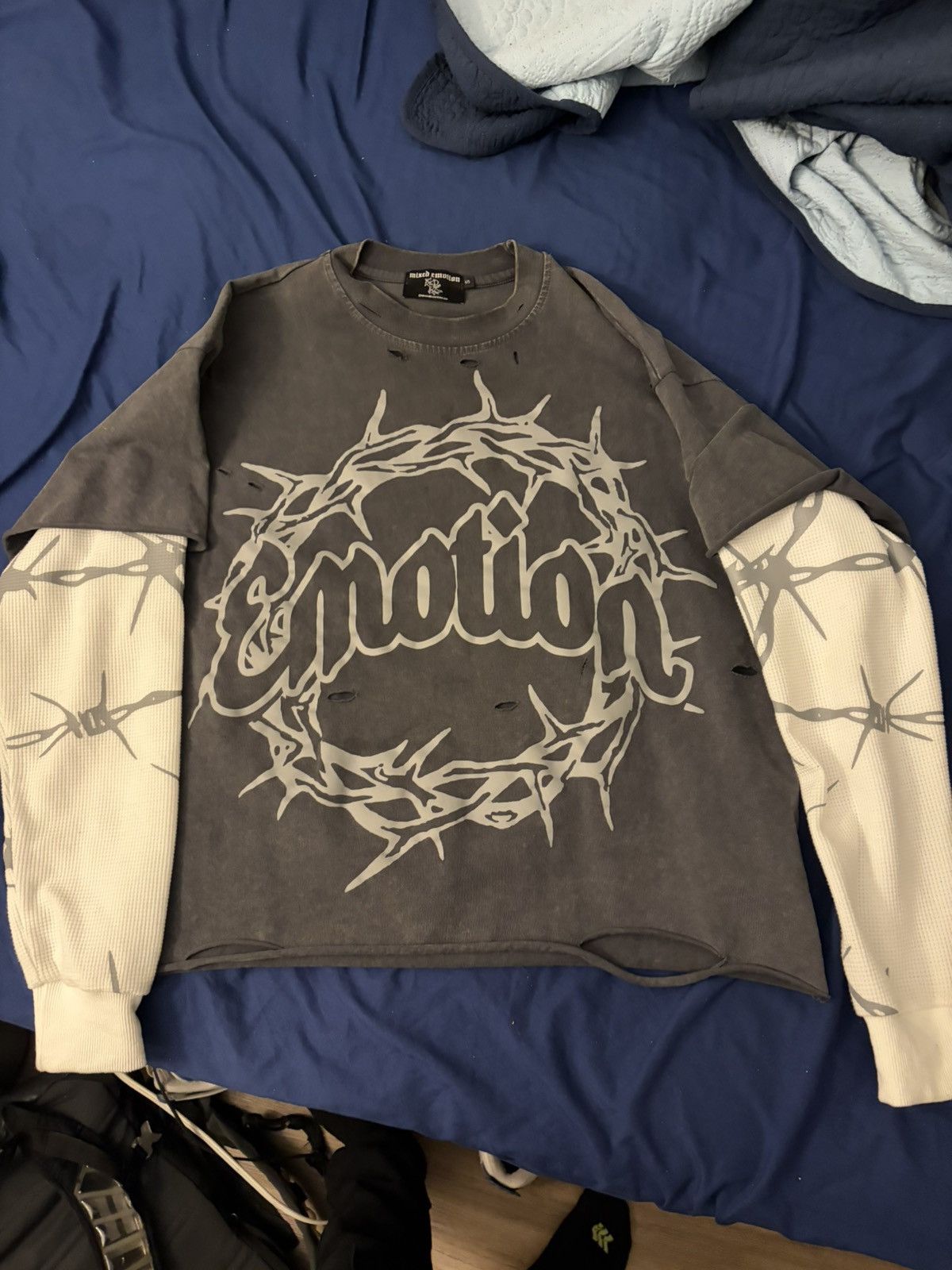 Other Mixed emotion barbed wire longsleeve Size US S / EU 44-46 / 1 - 1 Thumbnail