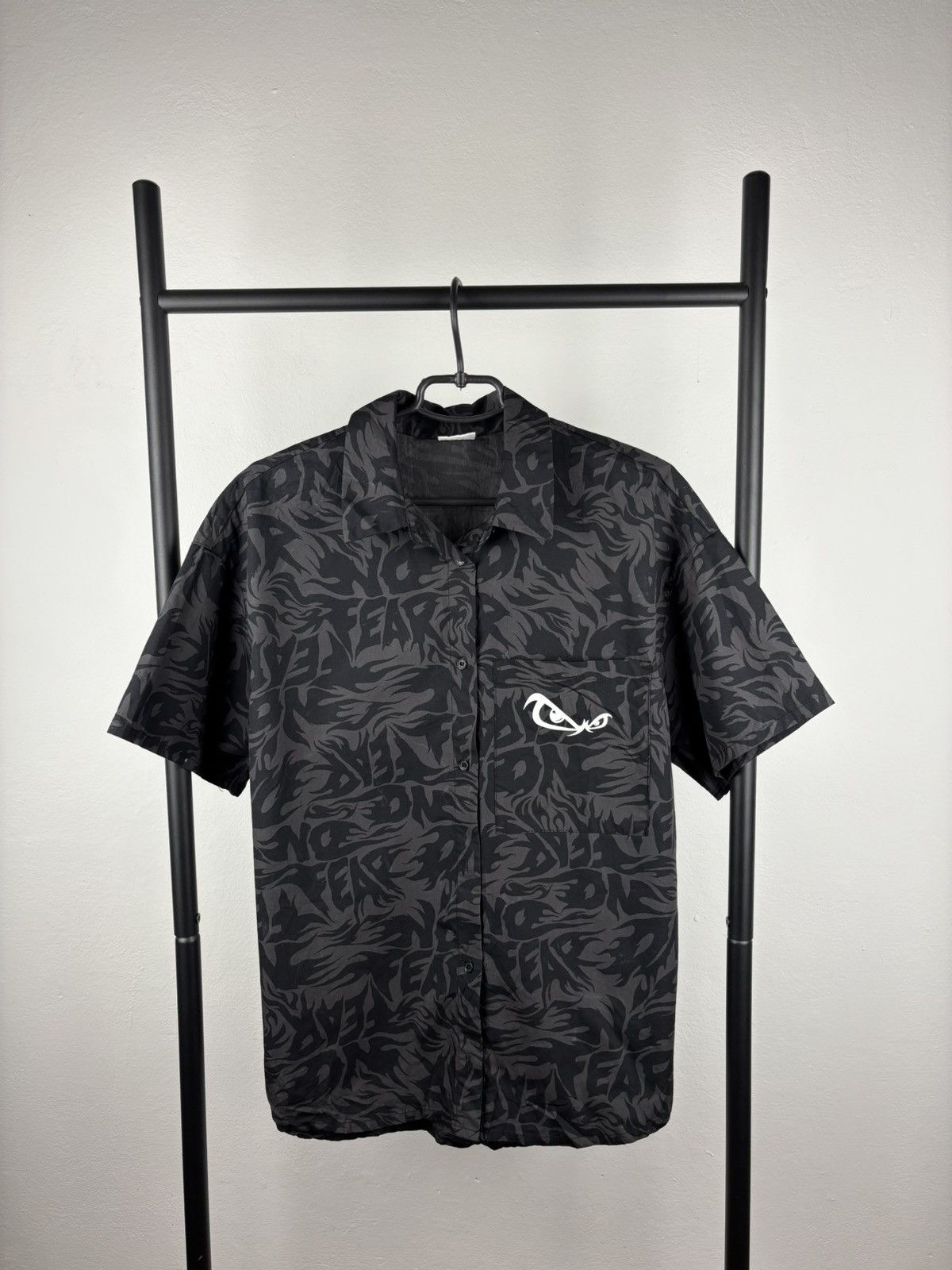 No Fear No Fear x Pull & Bear crazy shirt Size US S / EU 44-46 / 1 - 1 Thumbnail